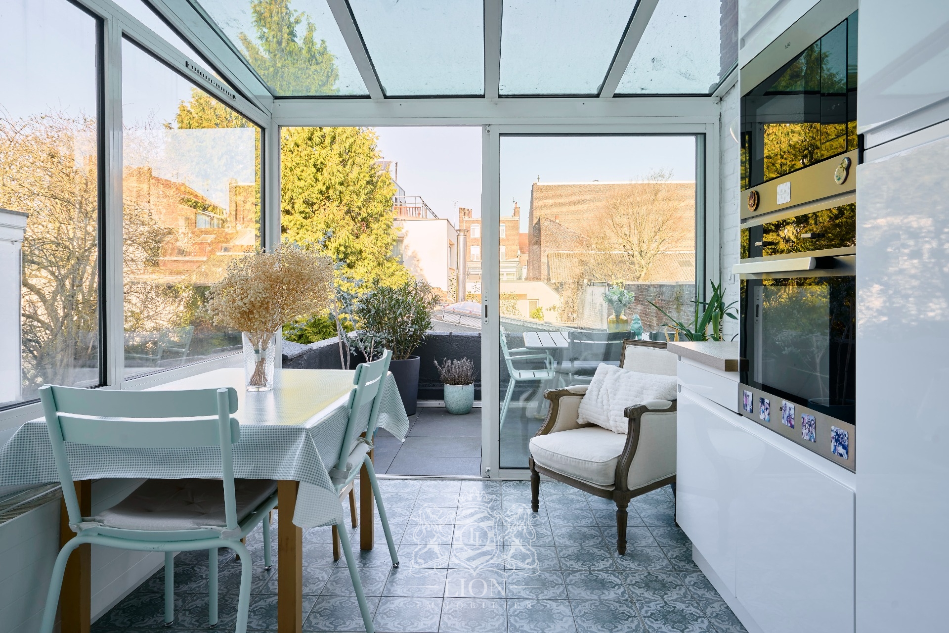 Unique  maison appartement deux chambres terrasse et garage  Photo 7 - Le Lion Immobilier