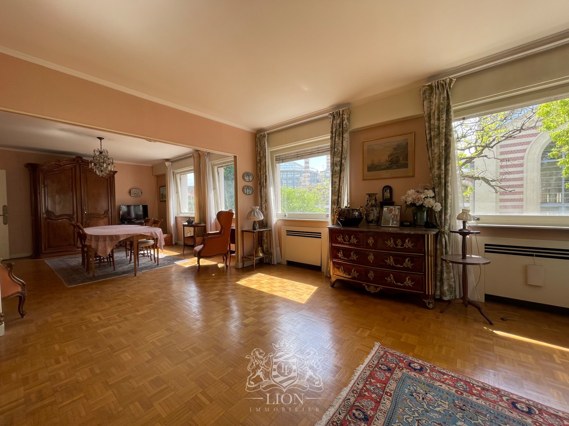 Appartement en face du palais rameau avec garages Photo 3 - Le Lion Immobilier Appartement en face du palais rameau avec garages Photo 3 - Le Lion Immobilier