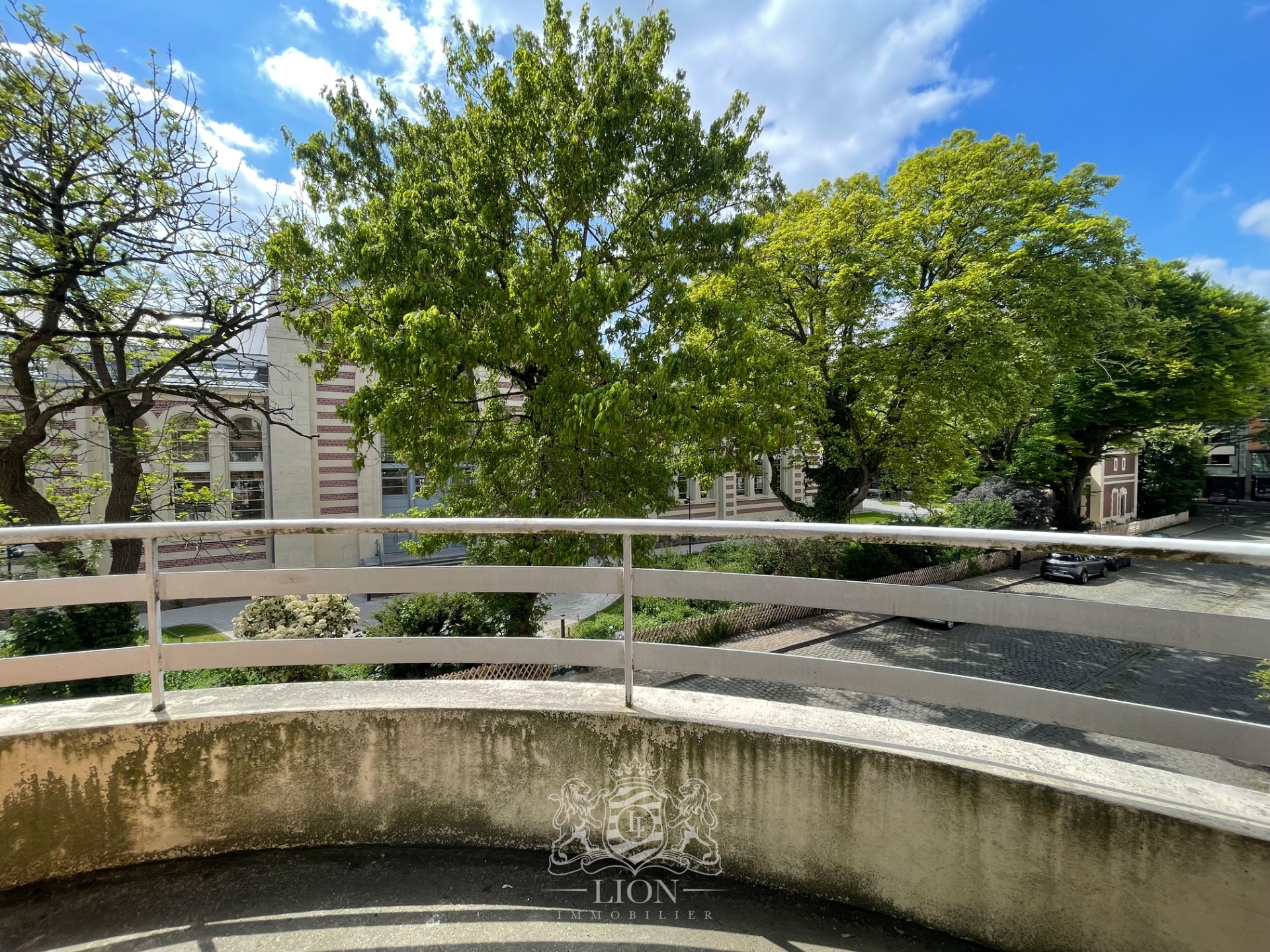 Appartement en face du palais rameau avec garages Photo 5 - Le Lion Immobilier