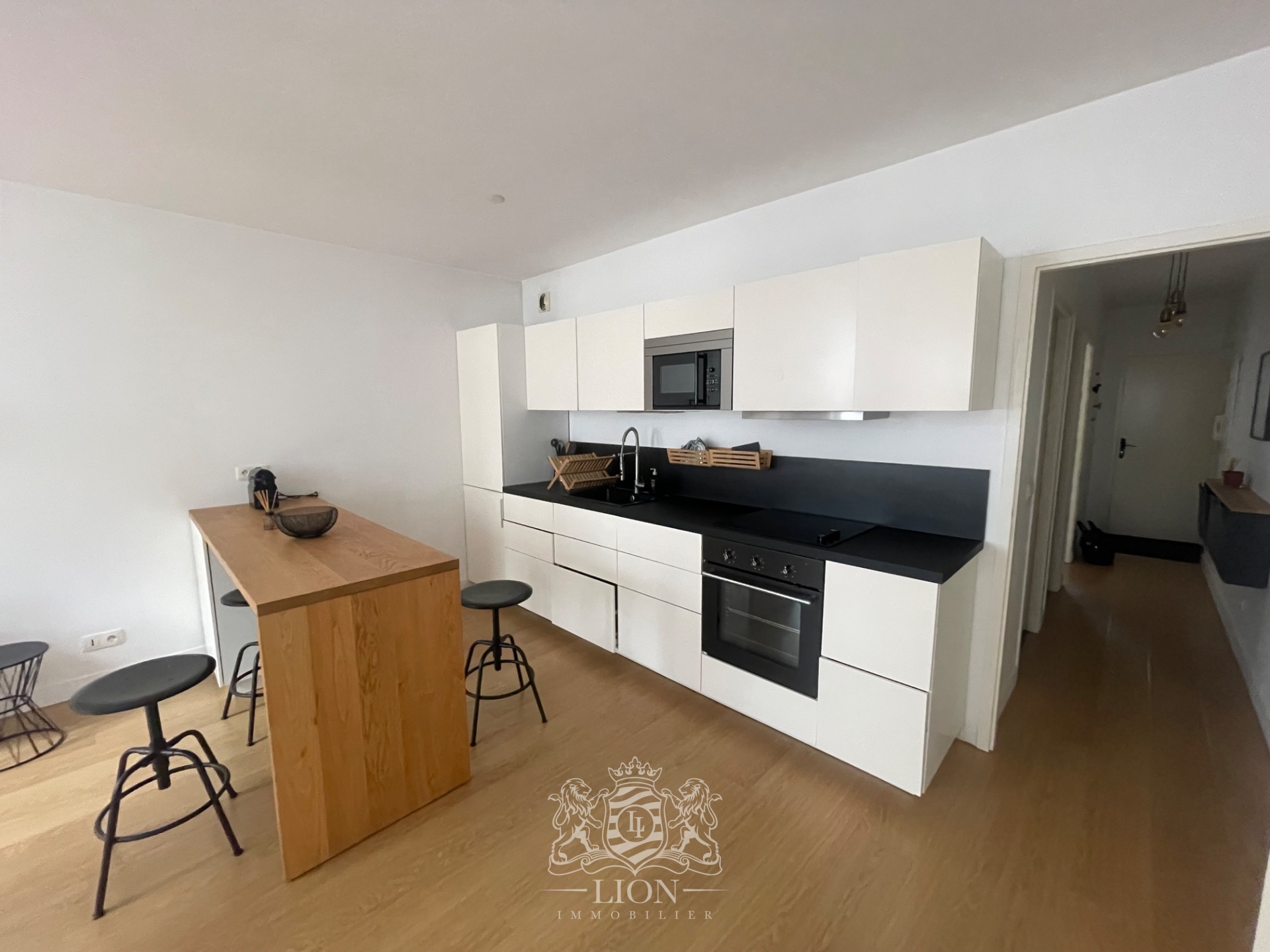 Appartement t2 vieux lille Photo 2 - Le Lion Immobilier Appartement t2 vieux lille Photo 2 - Le Lion Immobilier