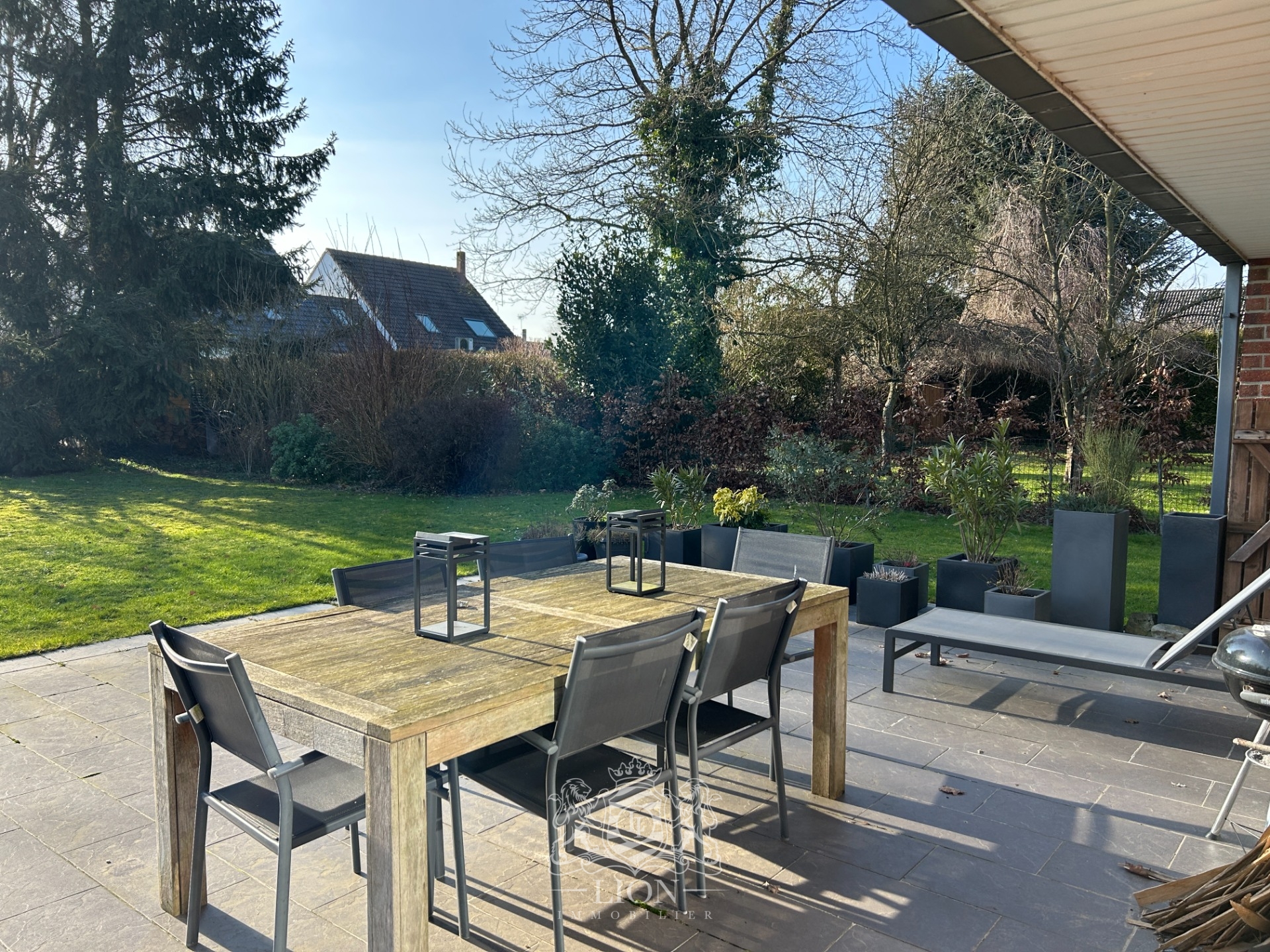 Secteur ascq  maison individuelle 4 chambres bureau Photo 1 - Le Lion Immobilier