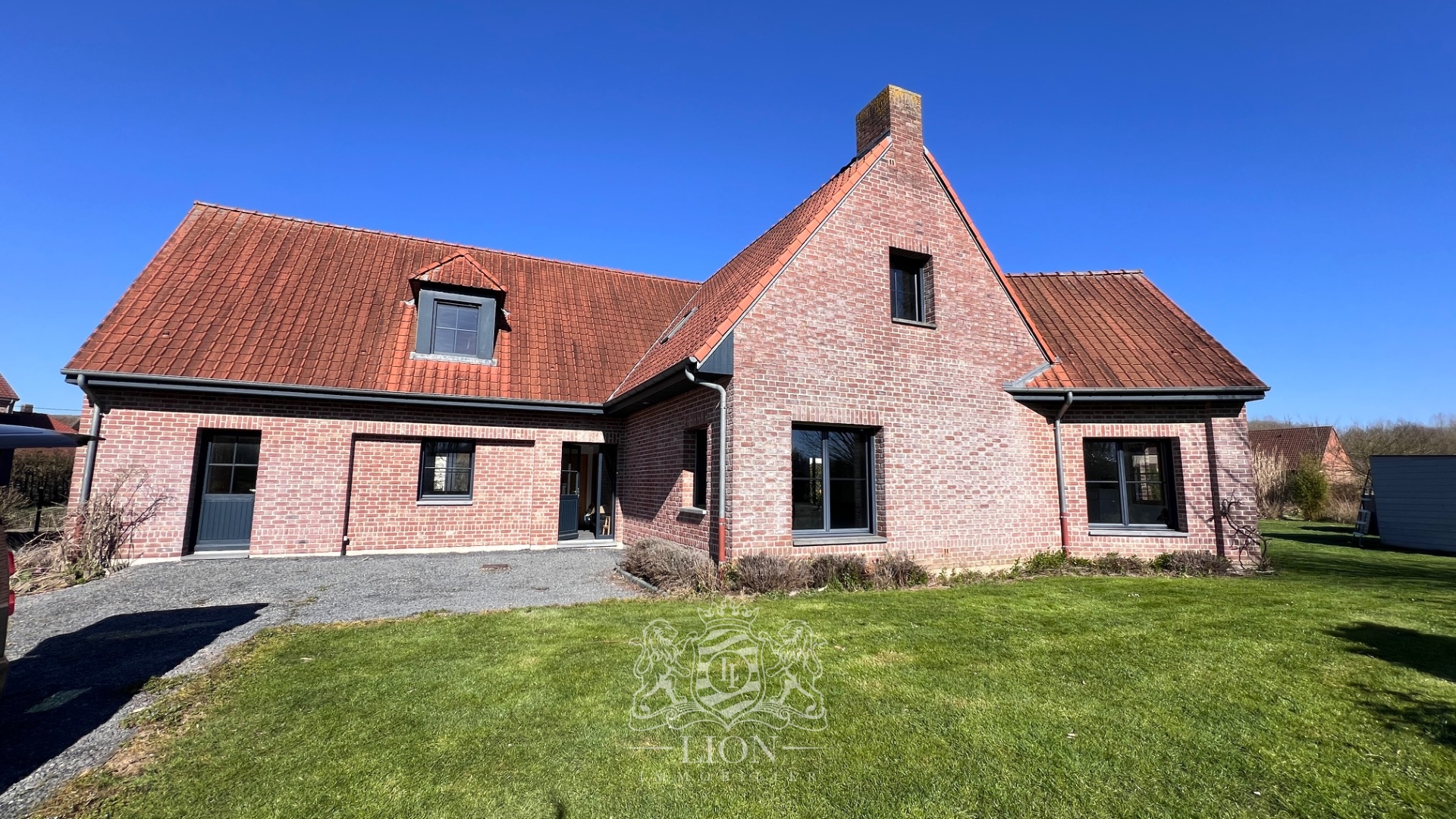 Magnifique maison individuelle semi plain pied Photo 1 - Le Lion Immobilier