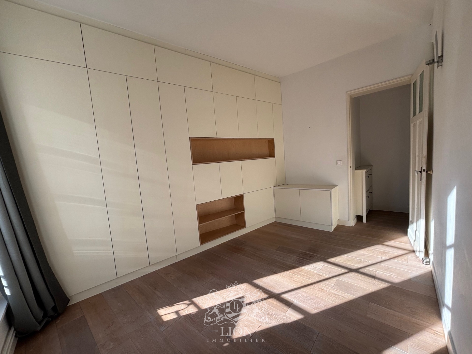 Lille hyper centre t3 81m2 Photo 5 - Le Lion Immobilier