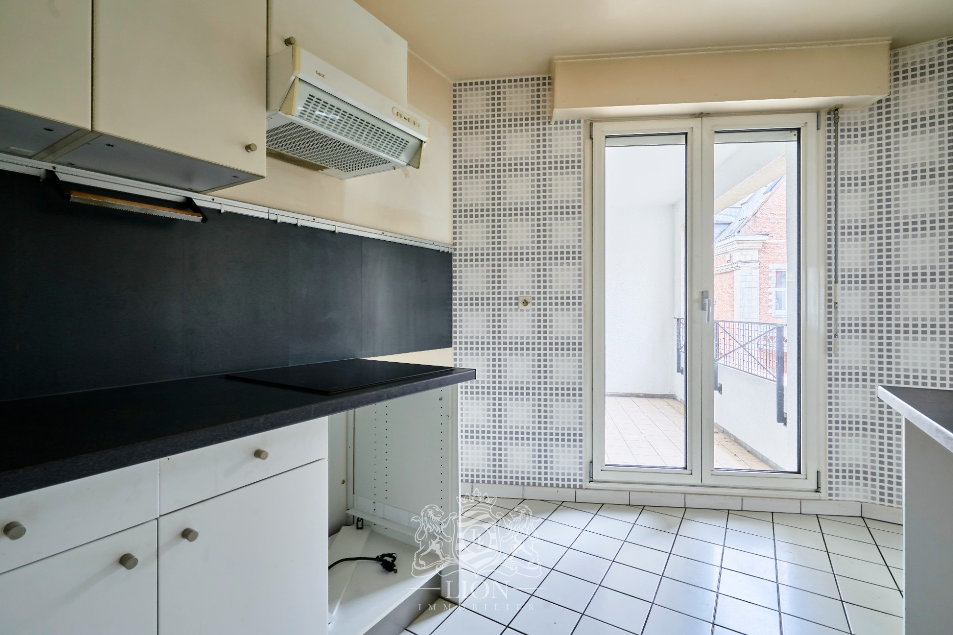 T4 proche place du lion d or parking exterieur Photo 8 - Le Lion Immobilier