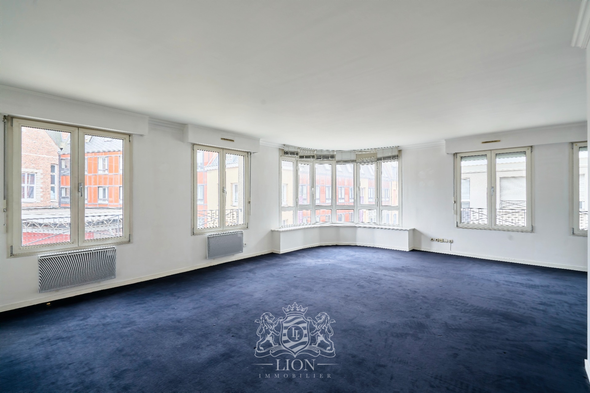 T4 proche place du lion d or parking exterieur Photo 11 - Le Lion Immobilier