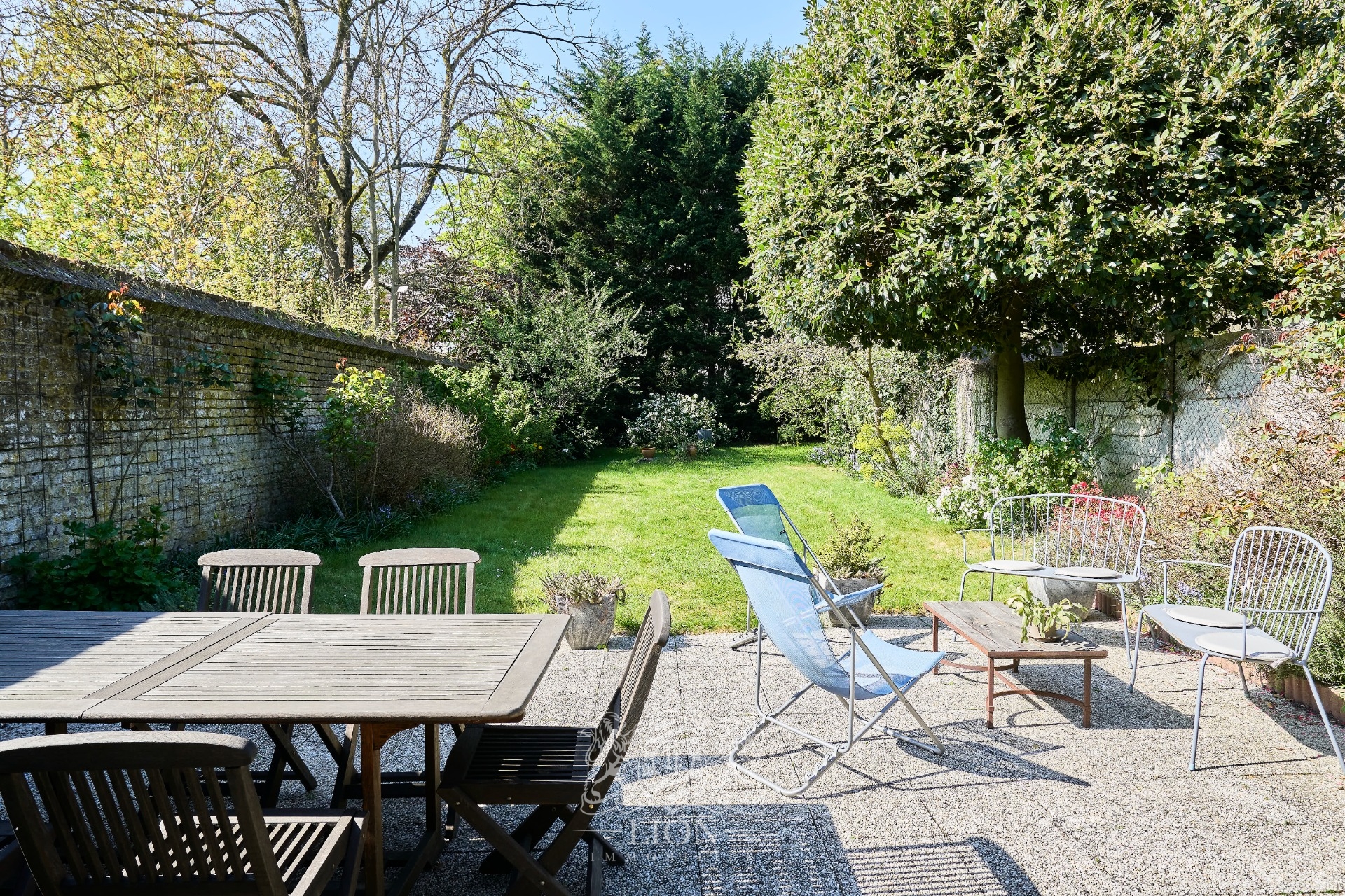 Superbe maison de famille avec jardin proche tram Photo 2 - Le Lion Immobilier