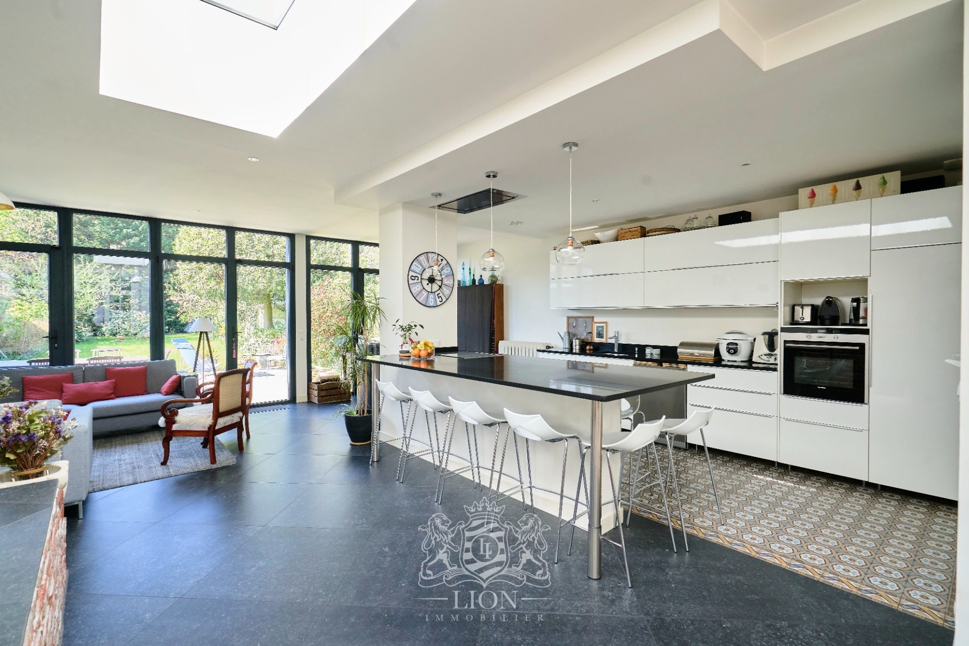 Superbe maison de famille avec jardin proche tramway Photo 2 - Le Lion Immobilier