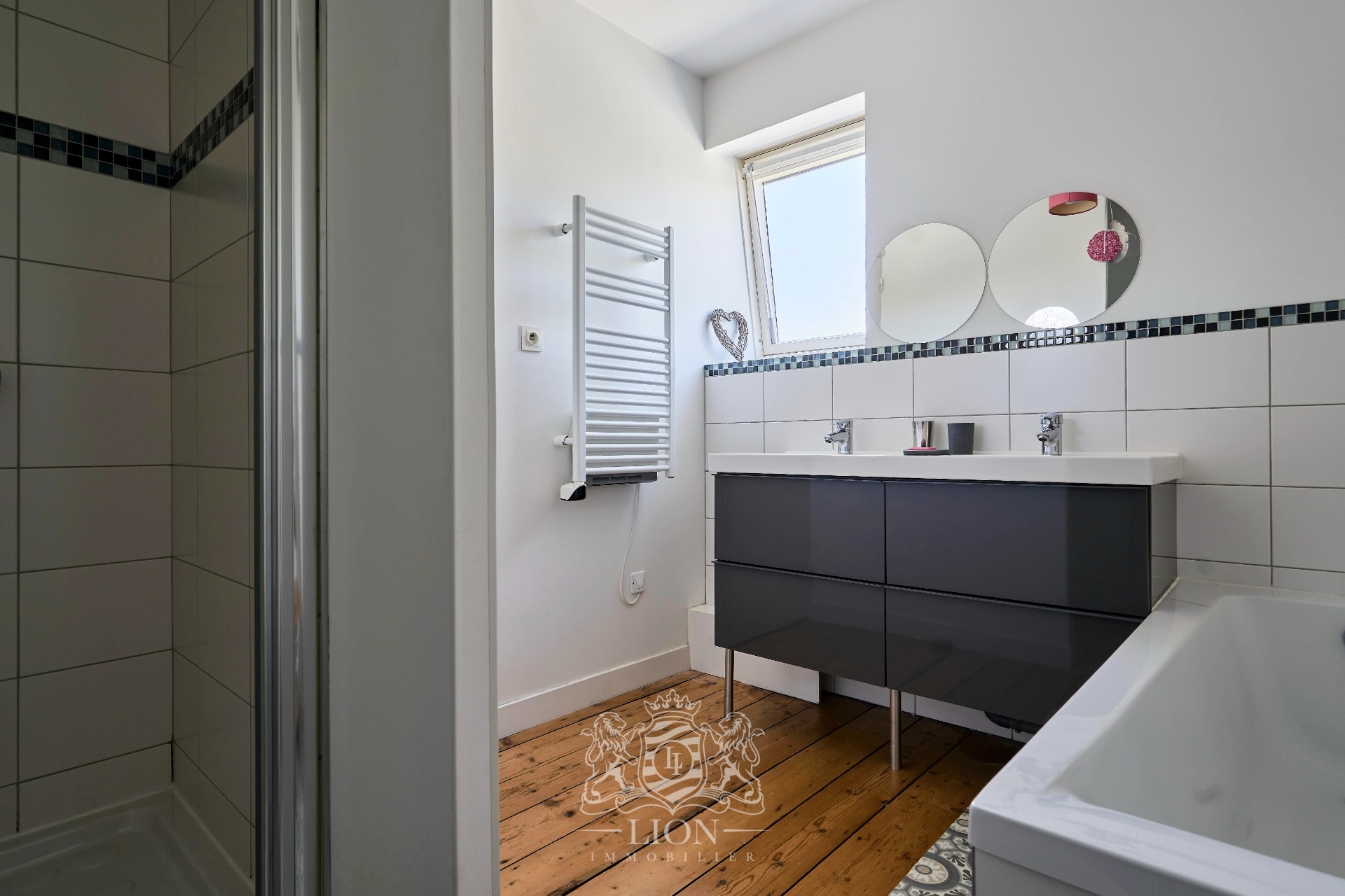 Superbe maison de famille avec jardin proche tram Photo 12 - Le Lion Immobilier