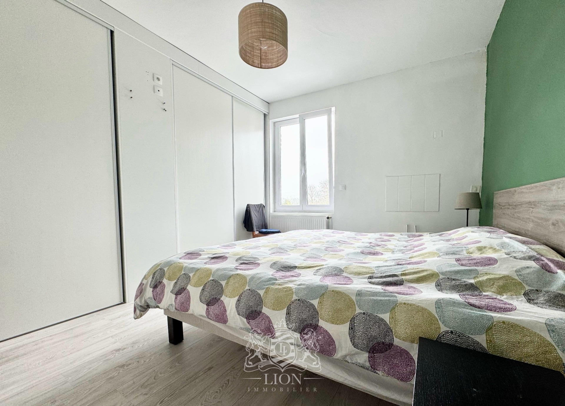 Grande maison familiale lumineuse avec jardin et garage Photo 4 - Le Lion Immobilier
