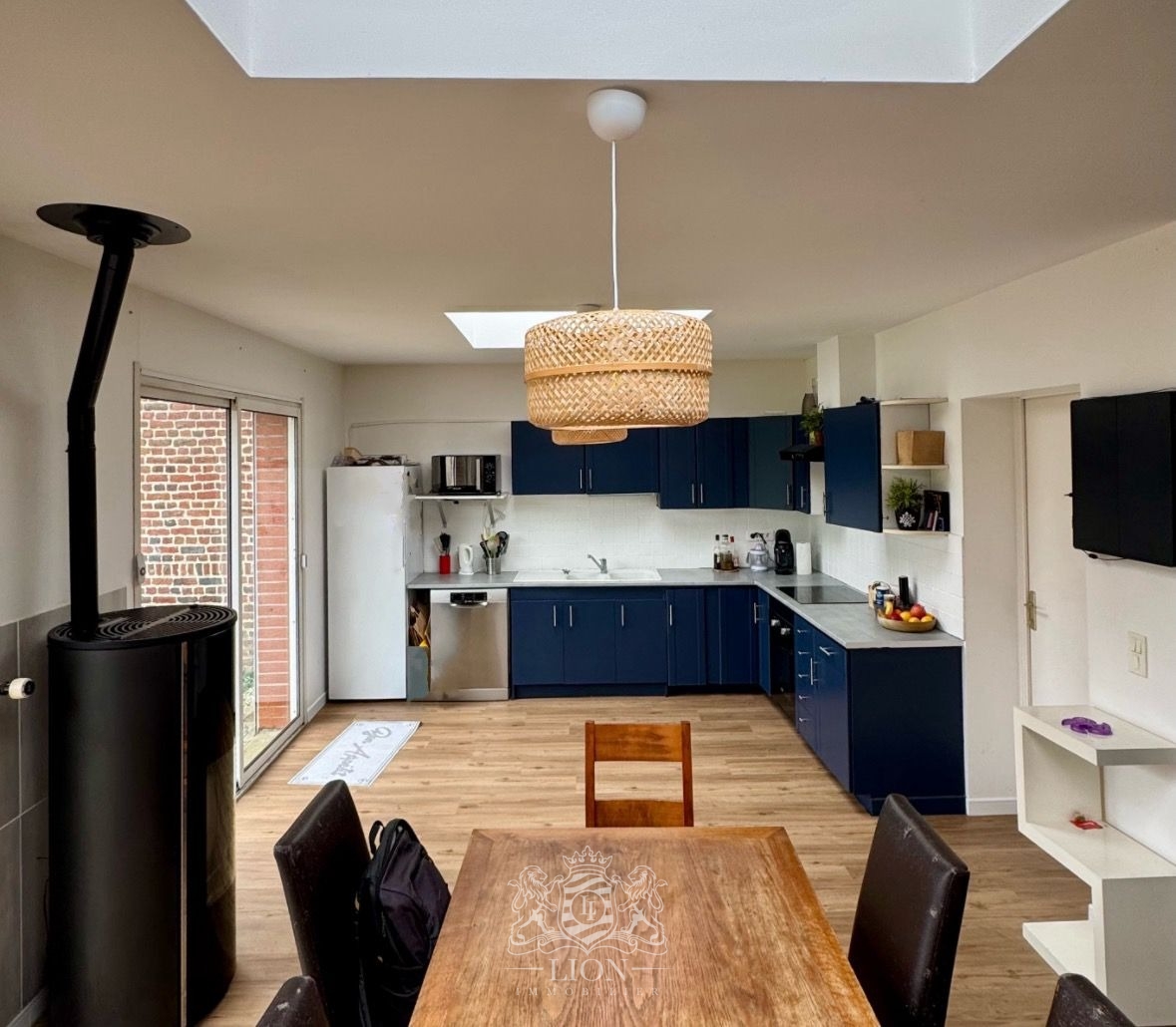 Grande maison familiale lumineuse avec jardin et garage Photo 6 - Le Lion Immobilier