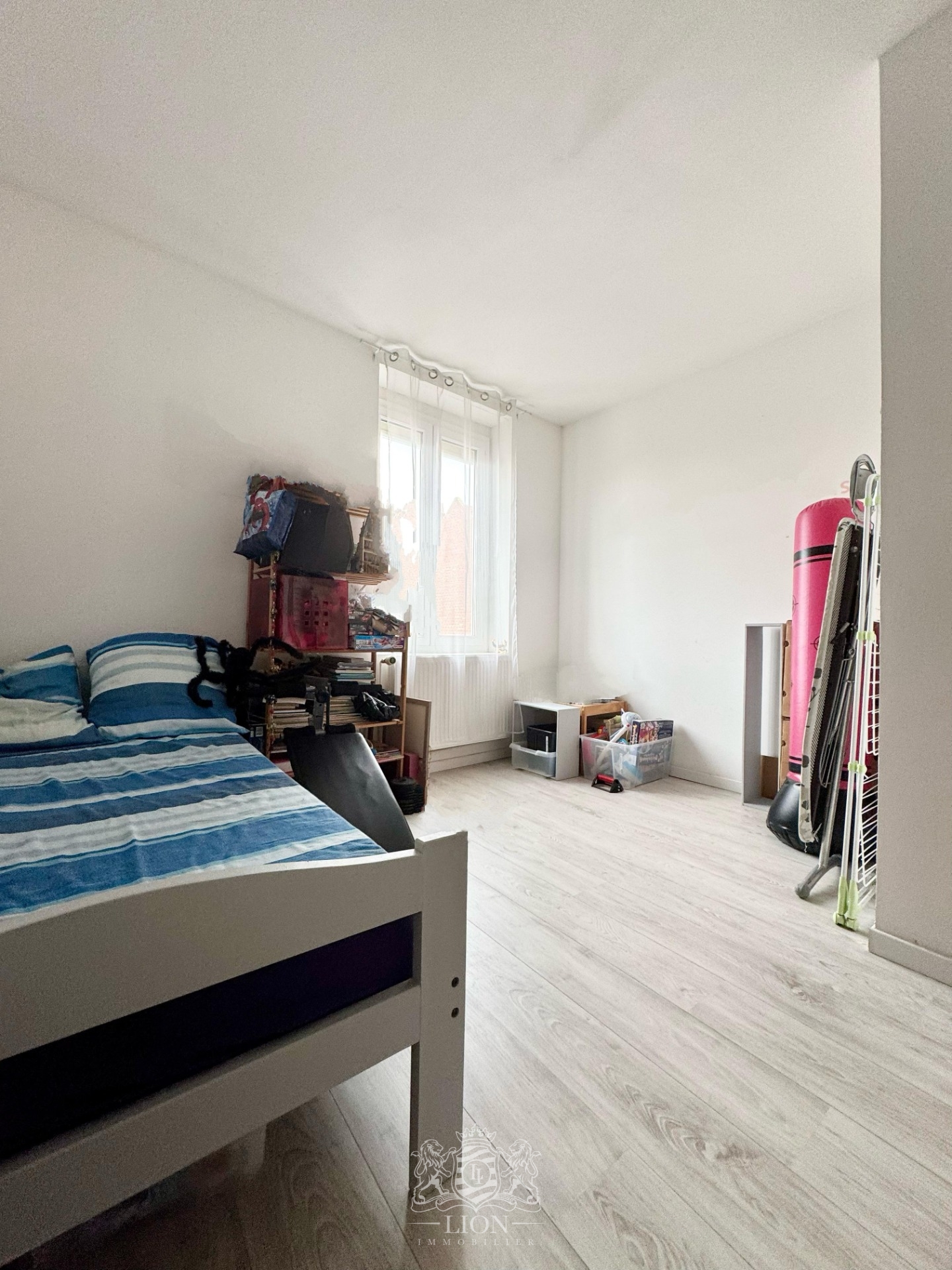 Grande maison familiale lumineuse avec jardin et garage Photo 10 - Le Lion Immobilier