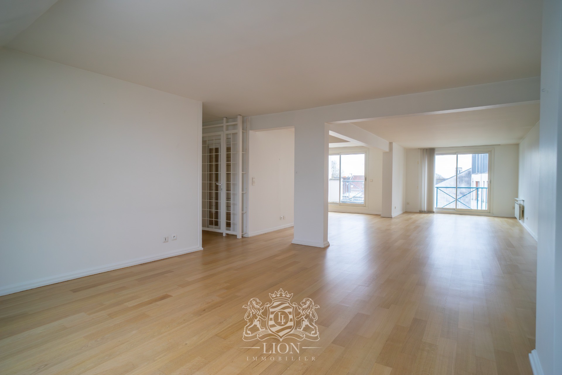 Appt dernier etage terrasse garage ou parking possible Photo 3 - Le Lion Immobilier Appt dernier etage terrasse garage ou parking possible Photo 3 - Le Lion Immobilier