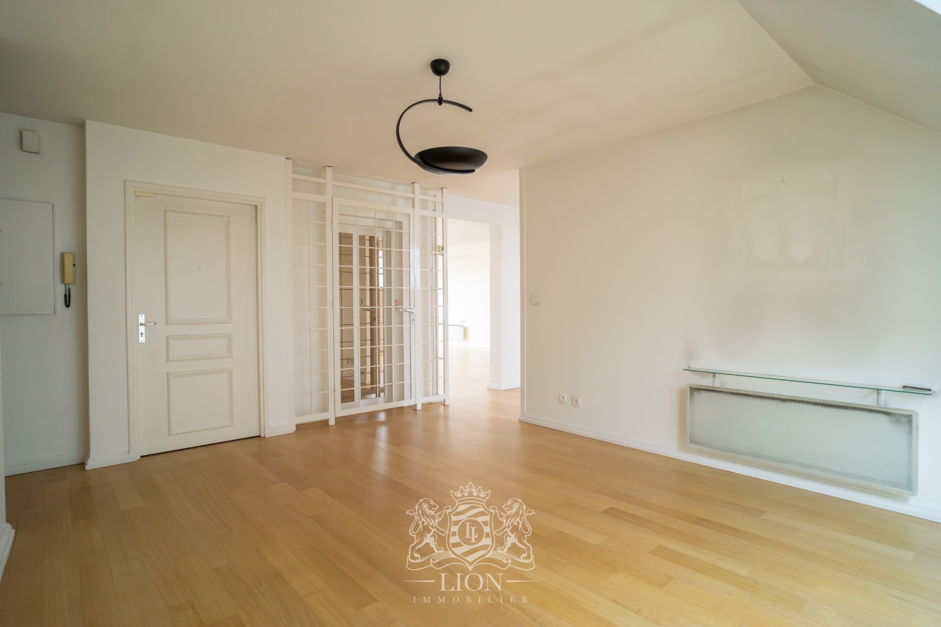 Appartement 3 ou 4 chambres dernier etage terrasse garage  Photo 5 - Le Lion Immobilier
