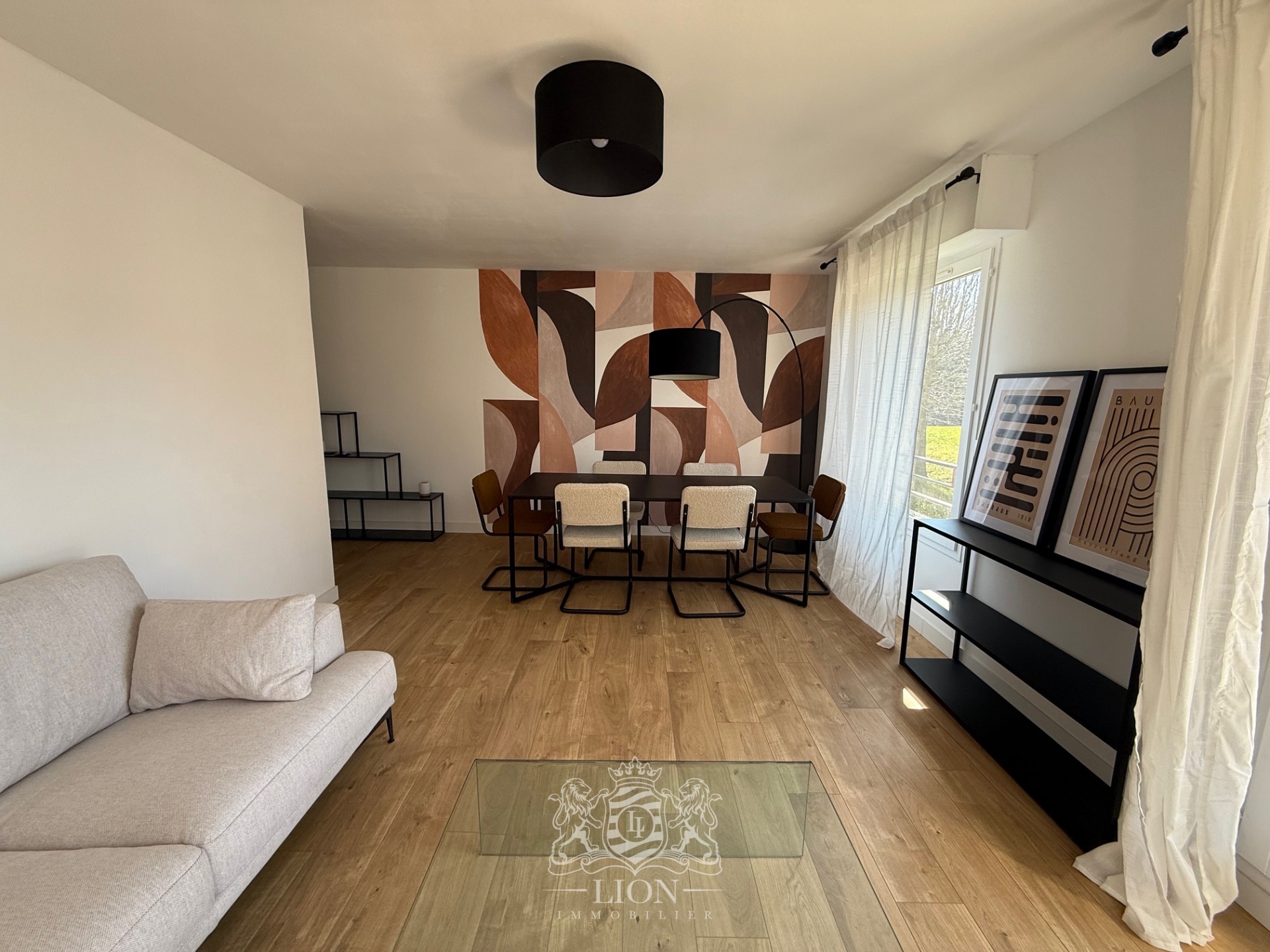 Aogp lambersart t4 meuble avec balcon et parking Photo 3 - Le Lion Immobilier