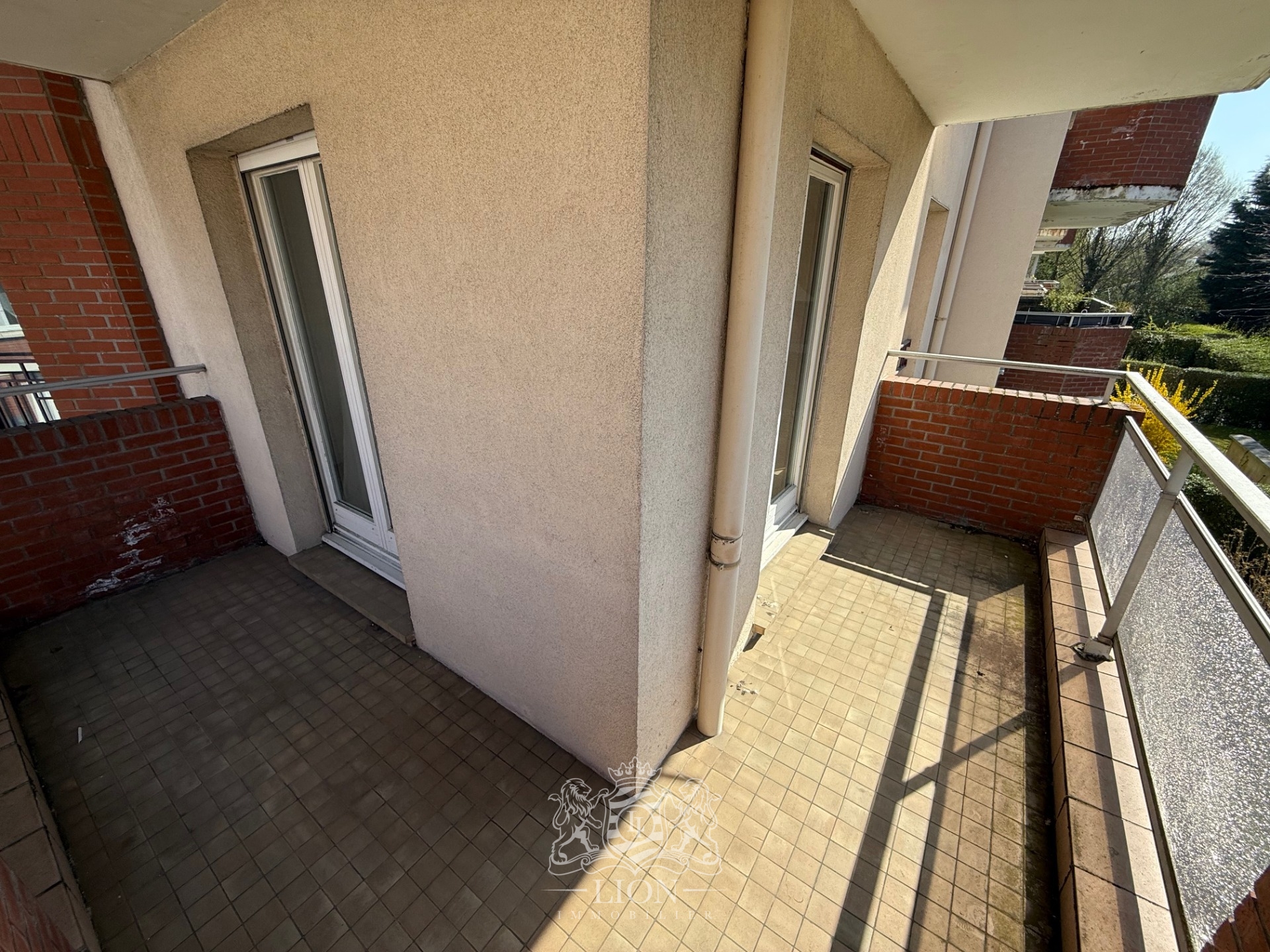 Aogp lambersart t4 meuble avec balcon et parking Photo 6 - Le Lion Immobilier