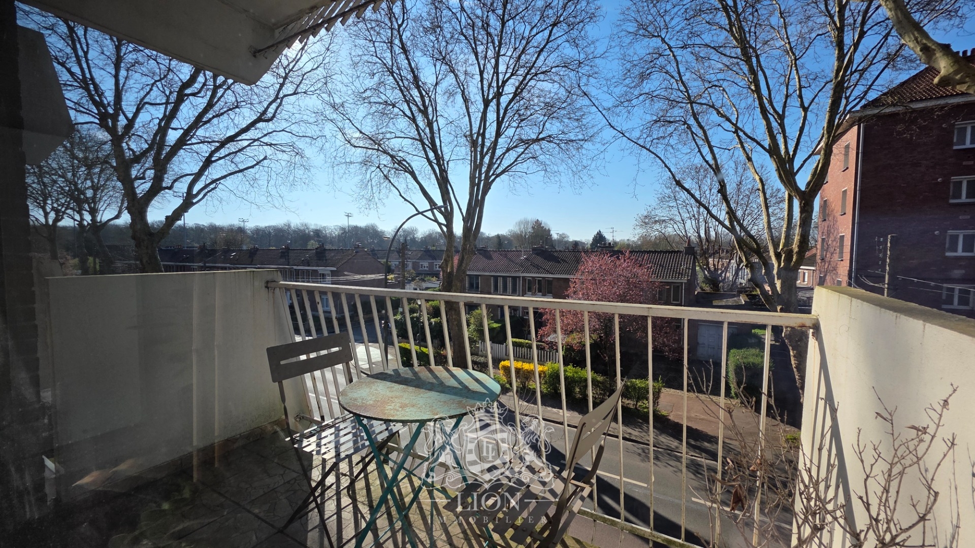 Magnifique t3 face citadelle avec balcon et garage Photo 5 - Le Lion Immobilier