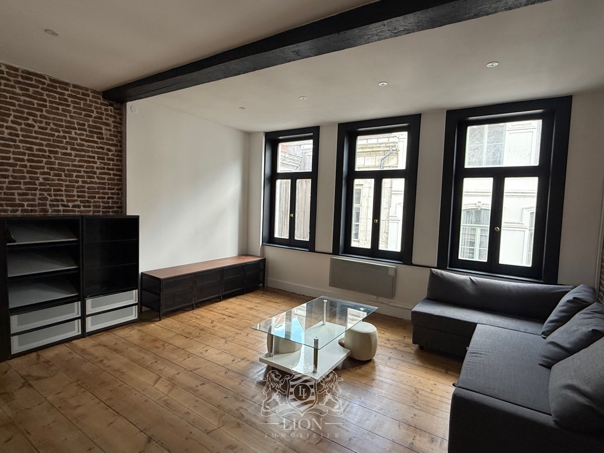 Aoiu vieux lille t3 meuble en duplex Photo 2 - Le Lion Immobilier