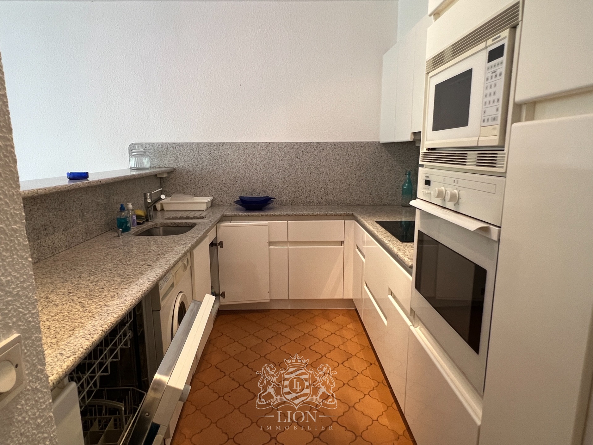 Appartement t3 saint tropez vue mer et clocher Photo 5 - Le Lion Immobilier