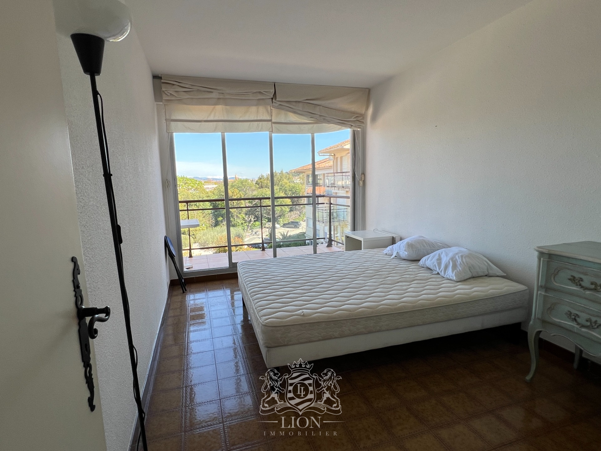 Appartement t3 saint tropez vue mer et clocher Photo 7 - Le Lion Immobilier