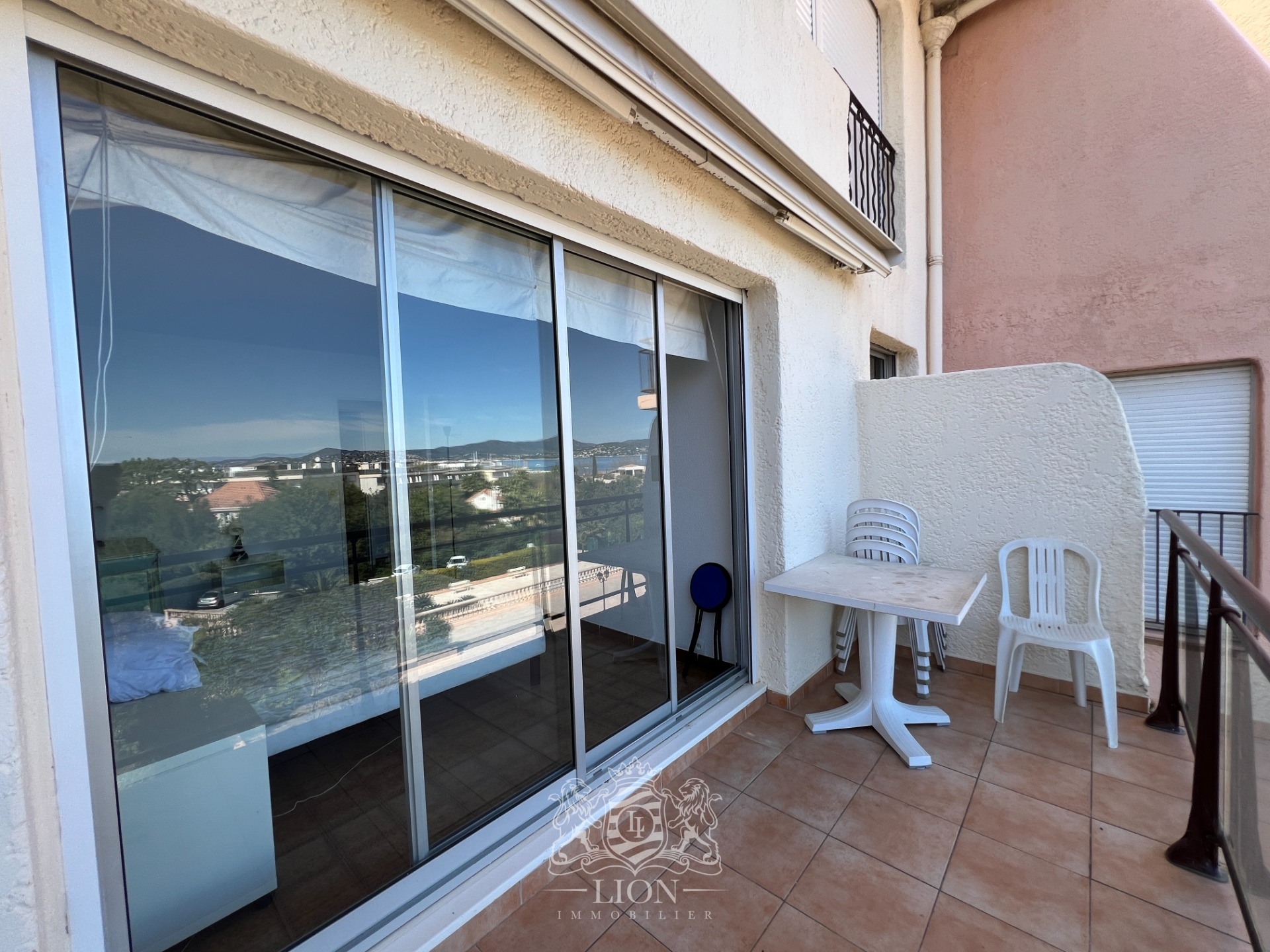 Appartement t3 saint tropez vue mer et clocher Photo 10 - Le Lion Immobilier