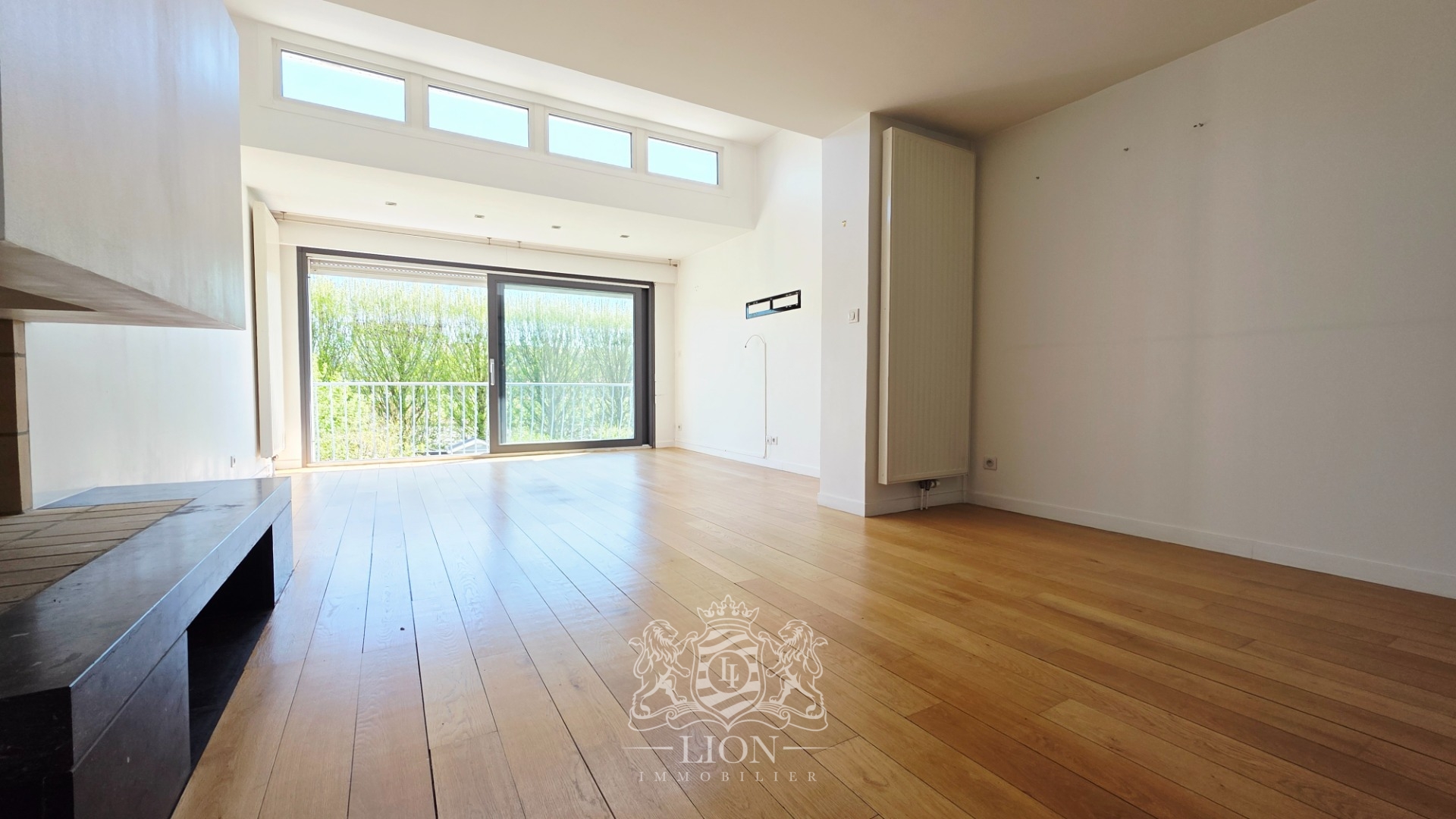 Maison 5 chambres avec garage Photo 3 - Le Lion Immobilier