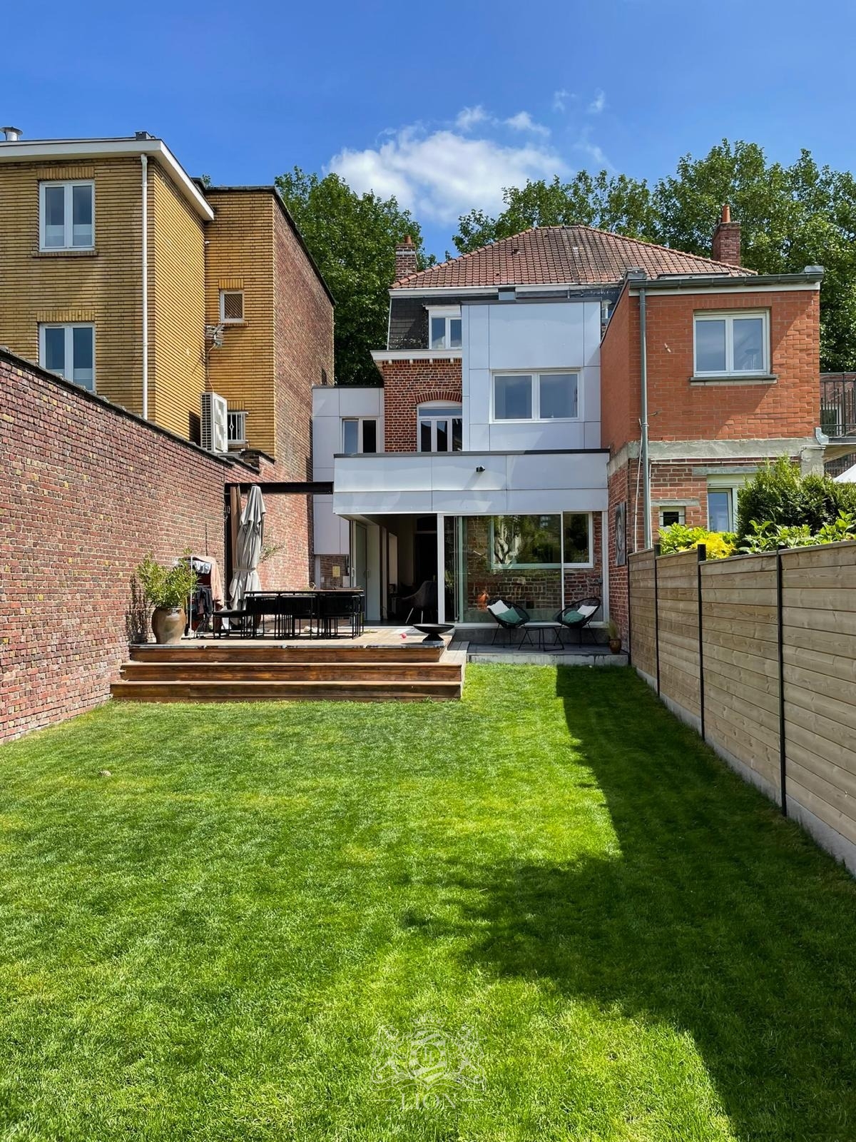 Magnifique maison de caractere avec jardin et parking Photo 5 - Le Lion Immobilier Magnifique maison de caractere avec jardin et parking Photo 5 - Le Lion Immobilier