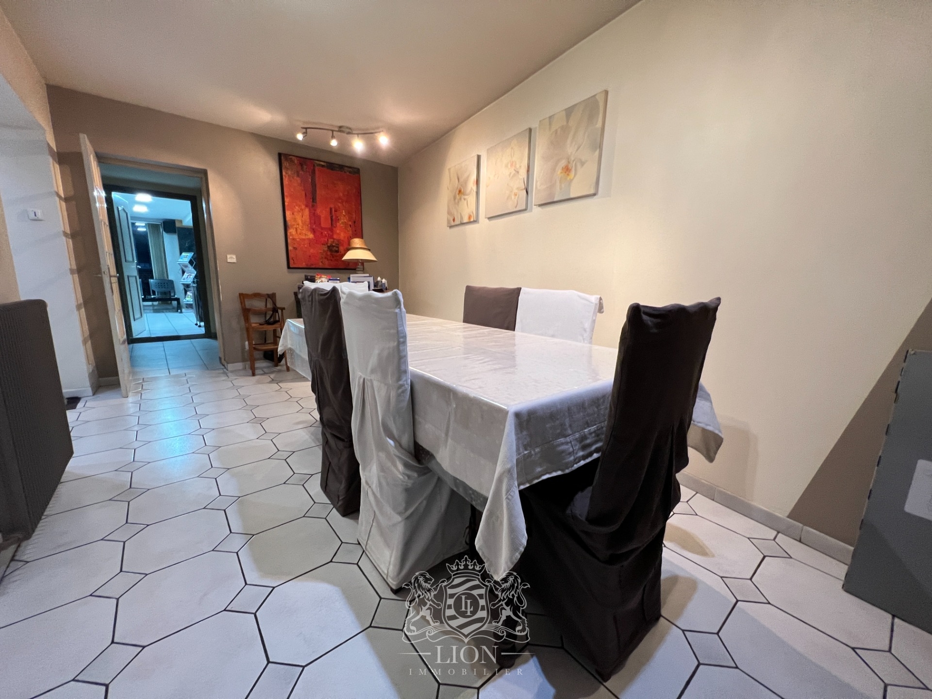 Maison avec local commercial Photo 4 - Le Lion Immobilier Maison avec local commercial Photo 4 - Le Lion Immobilier