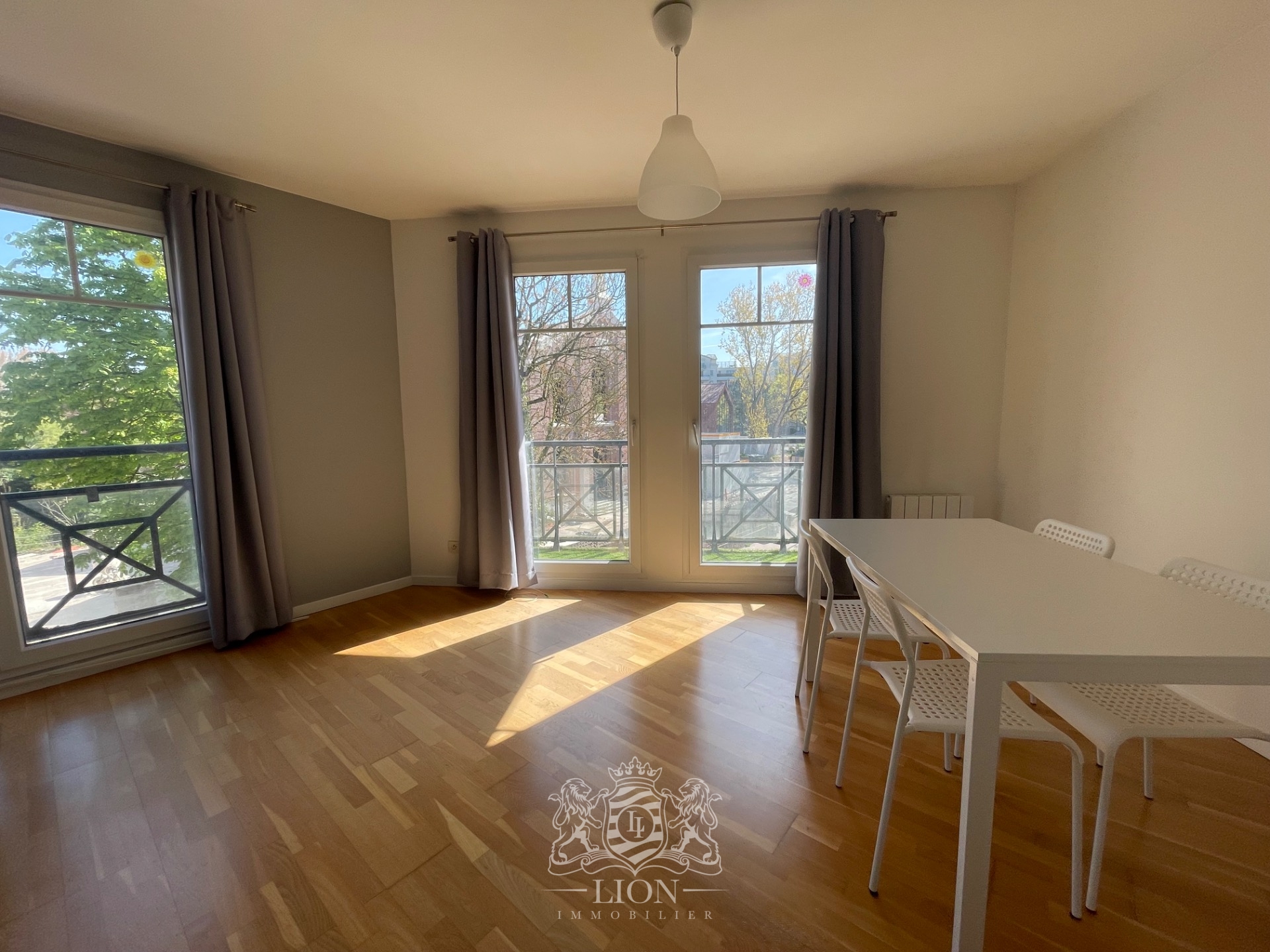T2 avec balcon et garage Photo 2 - Le Lion Immobilier
