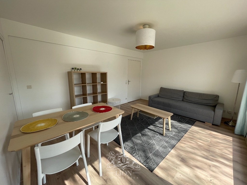 Appartement t4 metro gambetta Photo 2 - Le Lion Immobilier