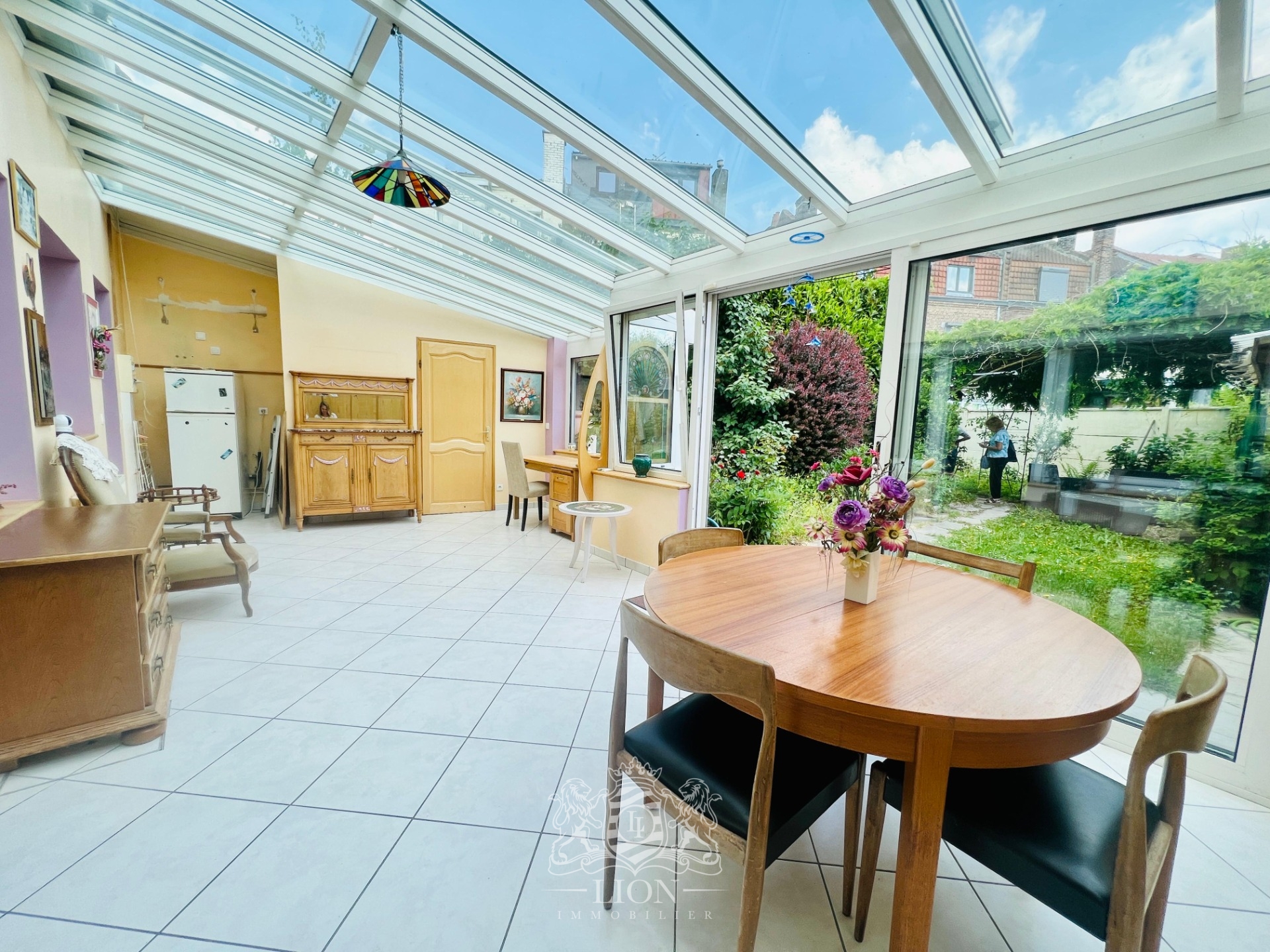 Grande maison semi individuelle avec garage Photo 2 - Le Lion Immobilier