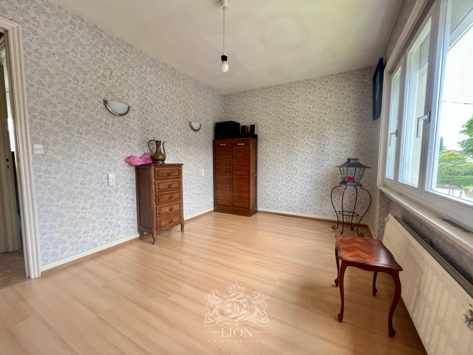 Grande maison semi individuelle avec garage Photo 7 - Le Lion Immobilier
