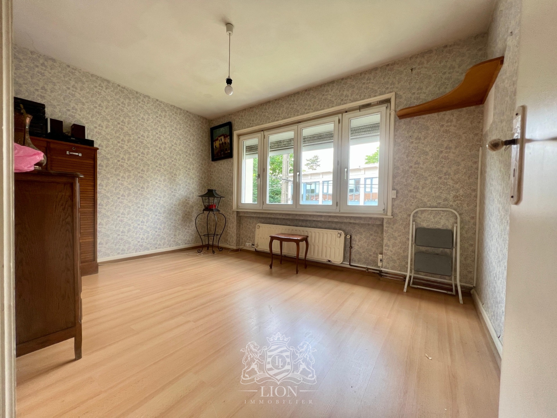 Grande maison semi individuelle avec garage Photo 8 - Le Lion Immobilier
