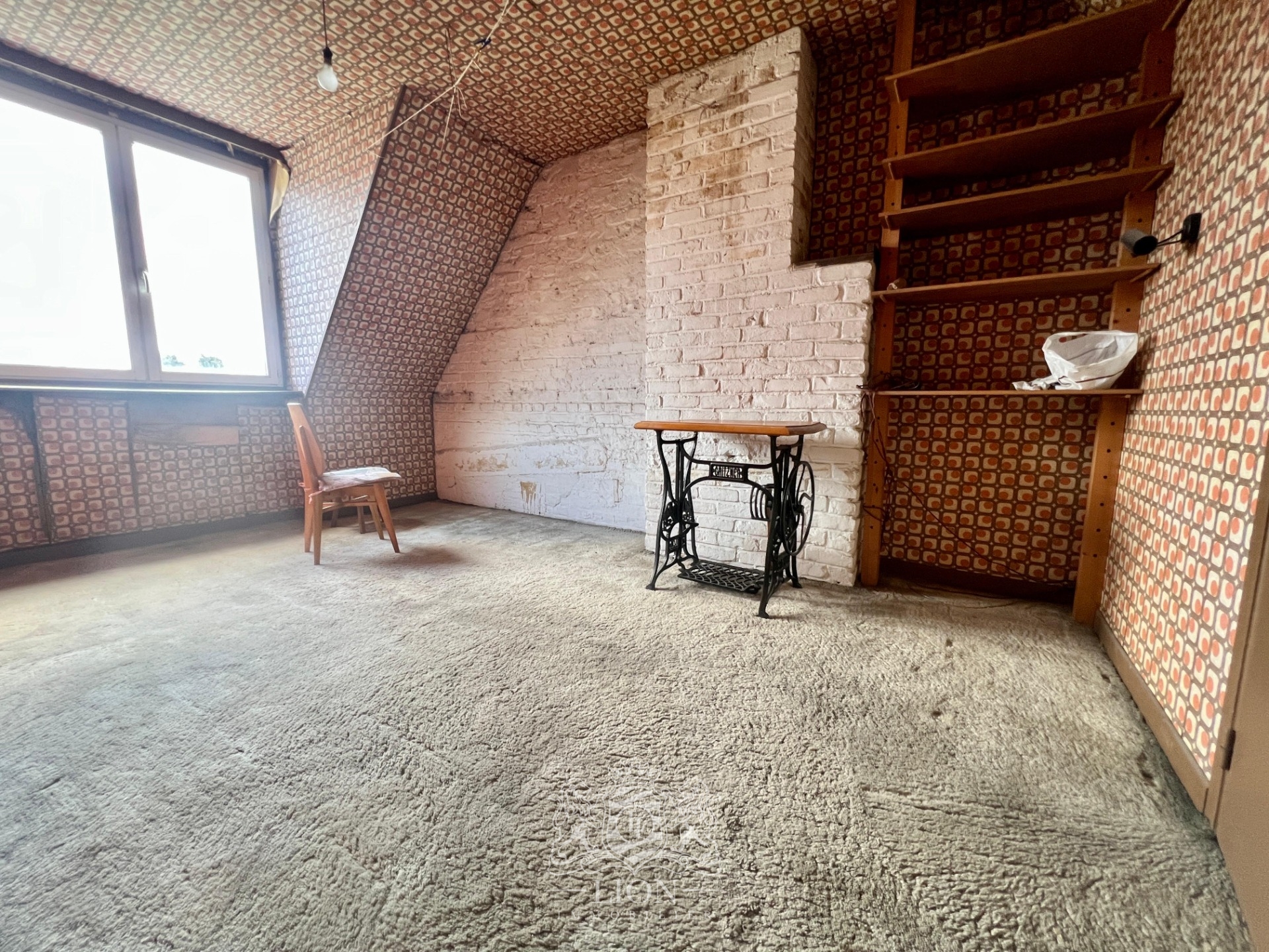 Grande maison semi individuelle avec garage Photo 10 - Le Lion Immobilier