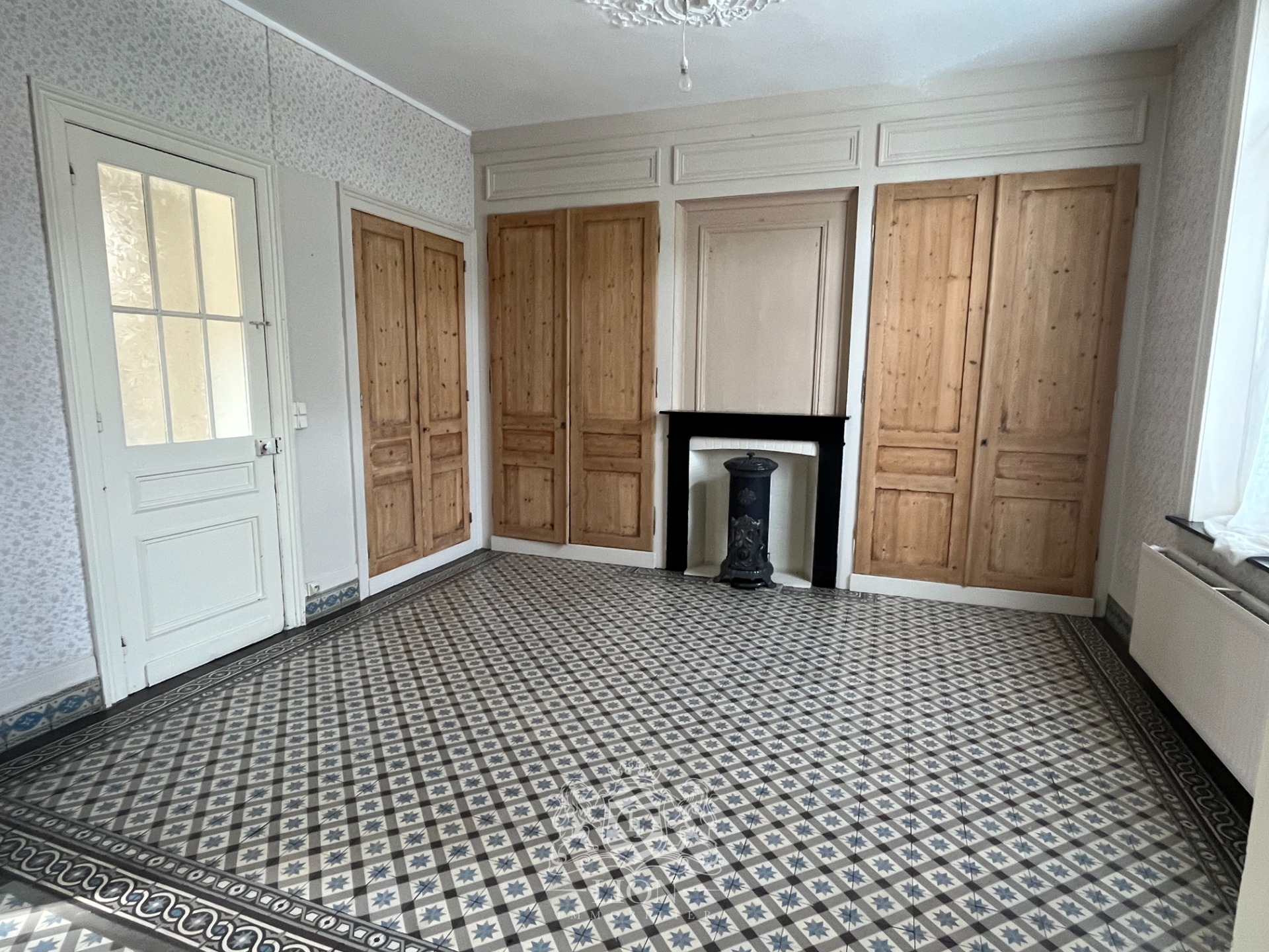 Maison de caractere et familiale en double distribution Photo 1 - Le Lion Immobilier