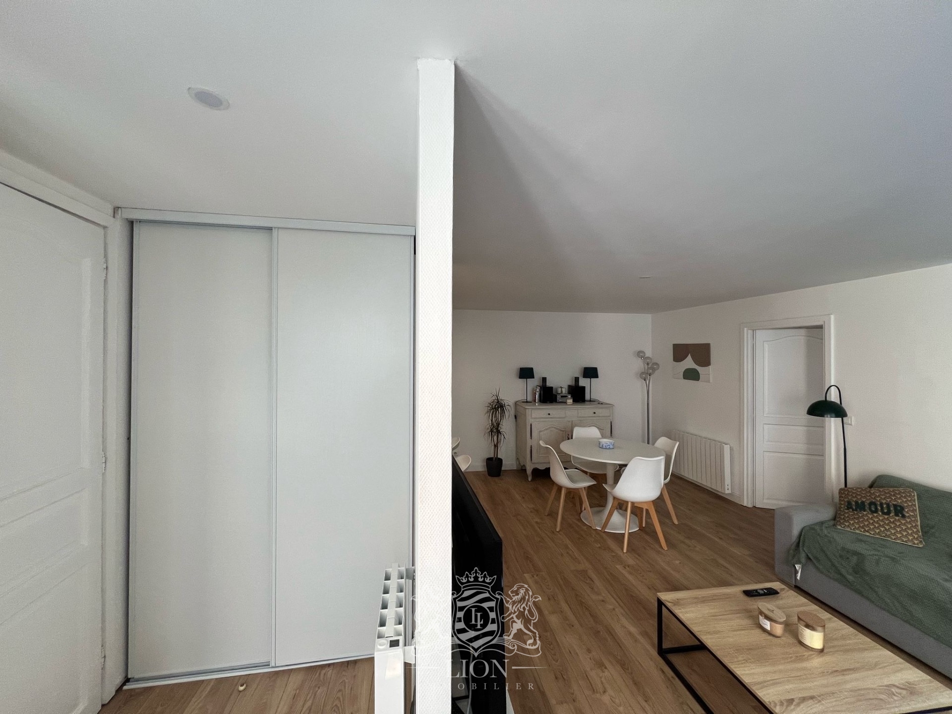 Appartement avec chambre et parking proche citadelle Photo 8 - Le Lion Immobilier