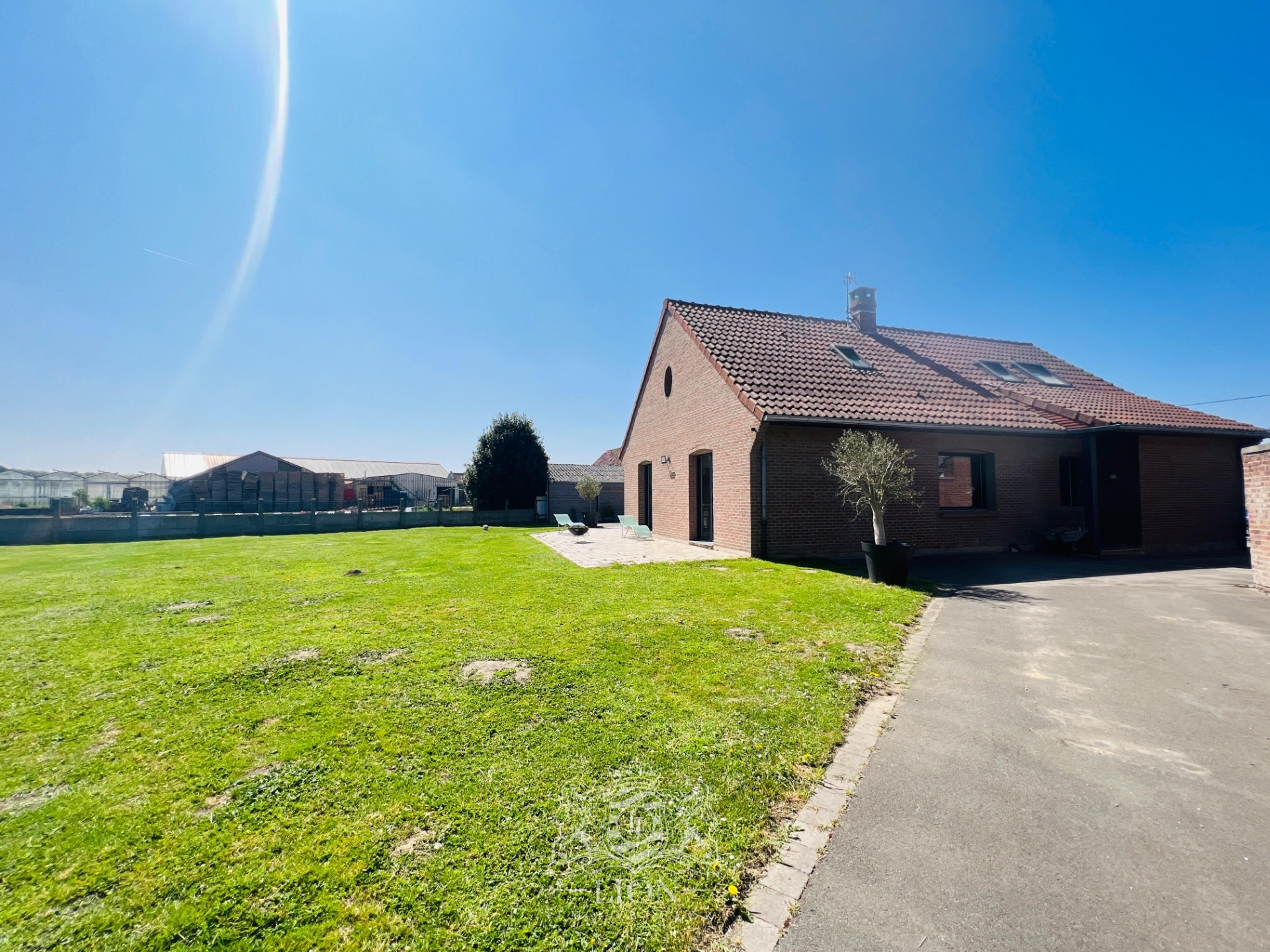 Maison familiale avec studio independant Photo 1 - Le Lion Immobilier