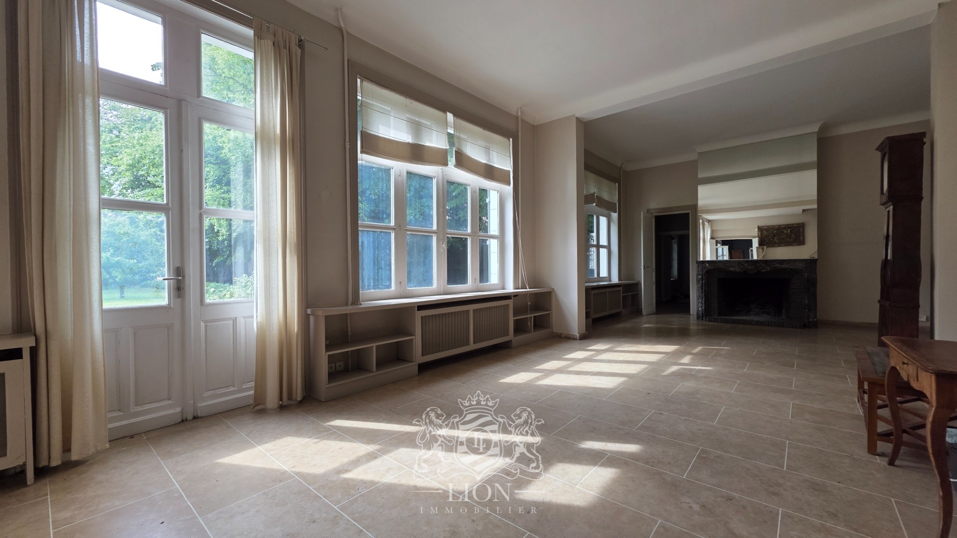 Unique  longere de ville sur 1600m de terrain Photo 7 - Le Lion Immobilier