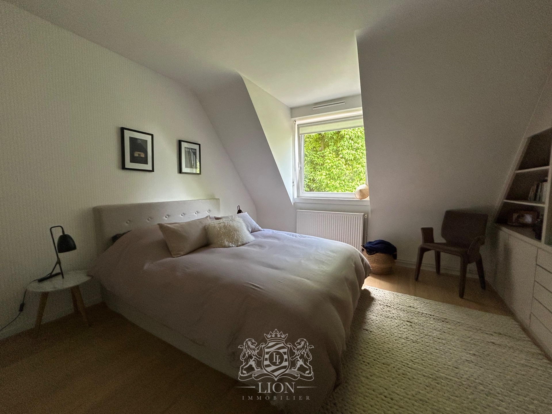 Belle maison individuelle avec grand jardin verdoyant Photo 5 - Le Lion Immobilier
