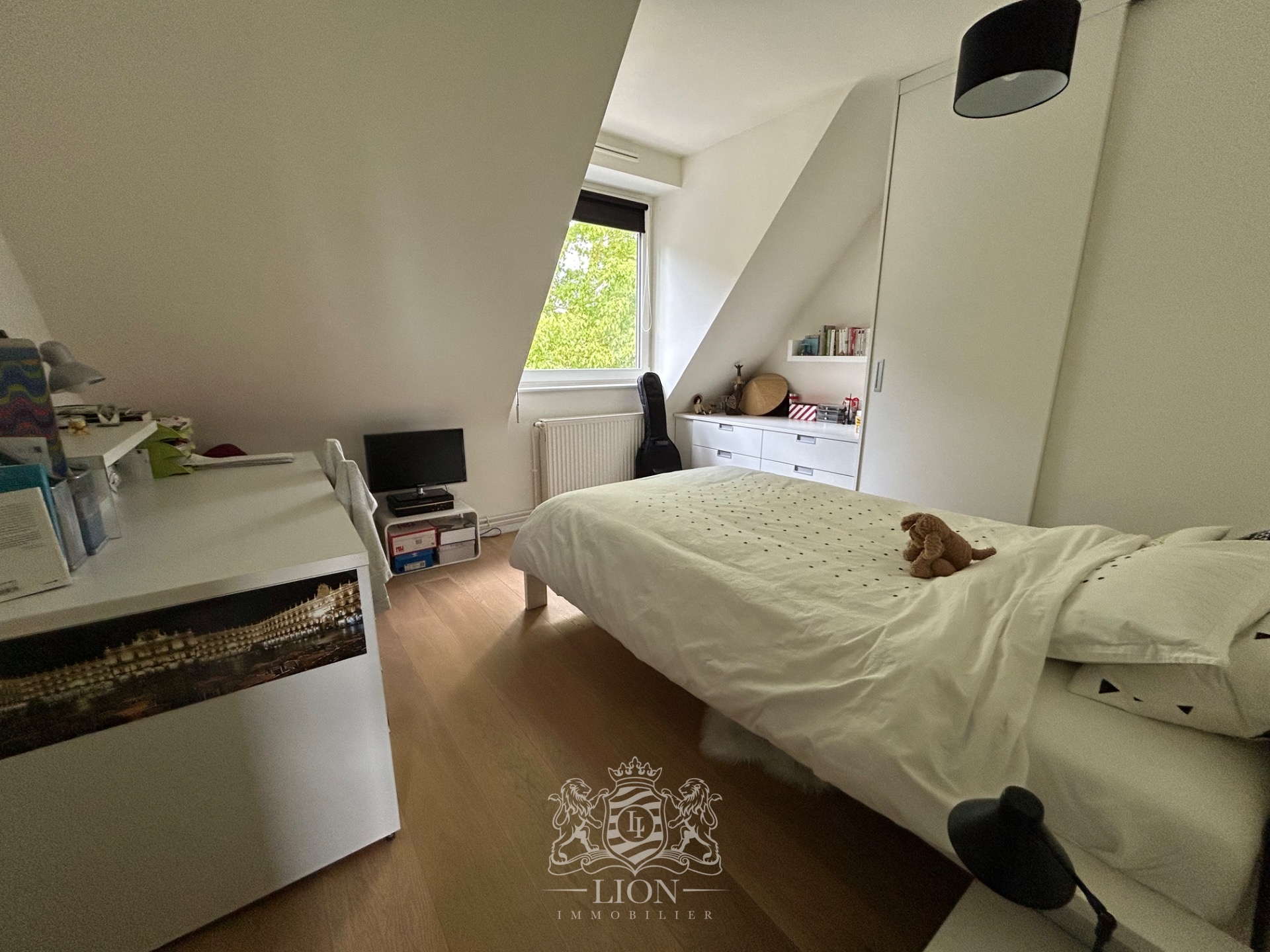 Belle maison individuelle avec grand jardin verdoyant Photo 8 - Le Lion Immobilier