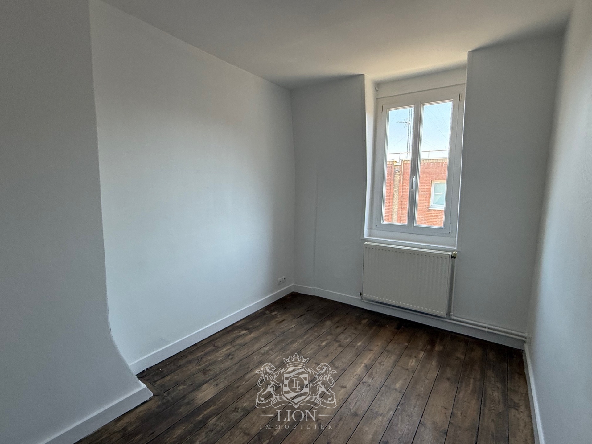 Apjn vieux lille type 5 non meuble Photo 3 - Le Lion Immobilier