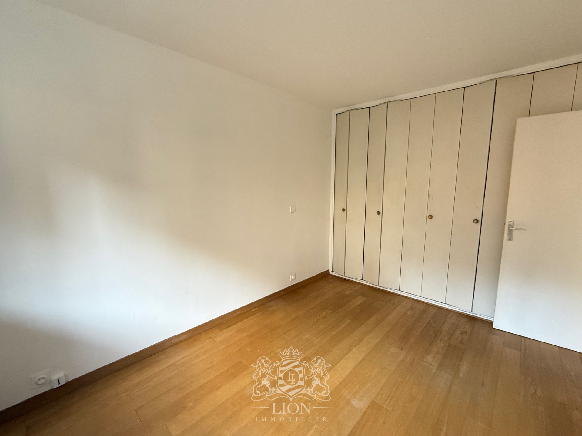 Apjy lille centre t2 non meuble avec terrasse et parking Photo 6 - Le Lion Immobilier