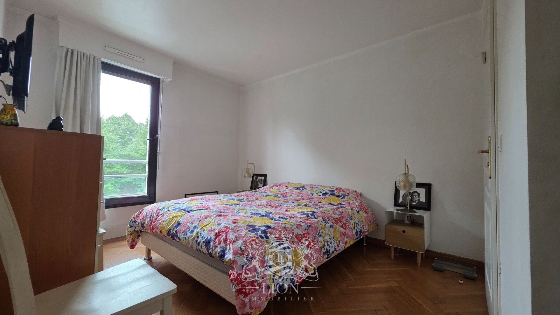 Grand t4 en bord de deule avec terrasse et garage Photo 5 - Le Lion Immobilier