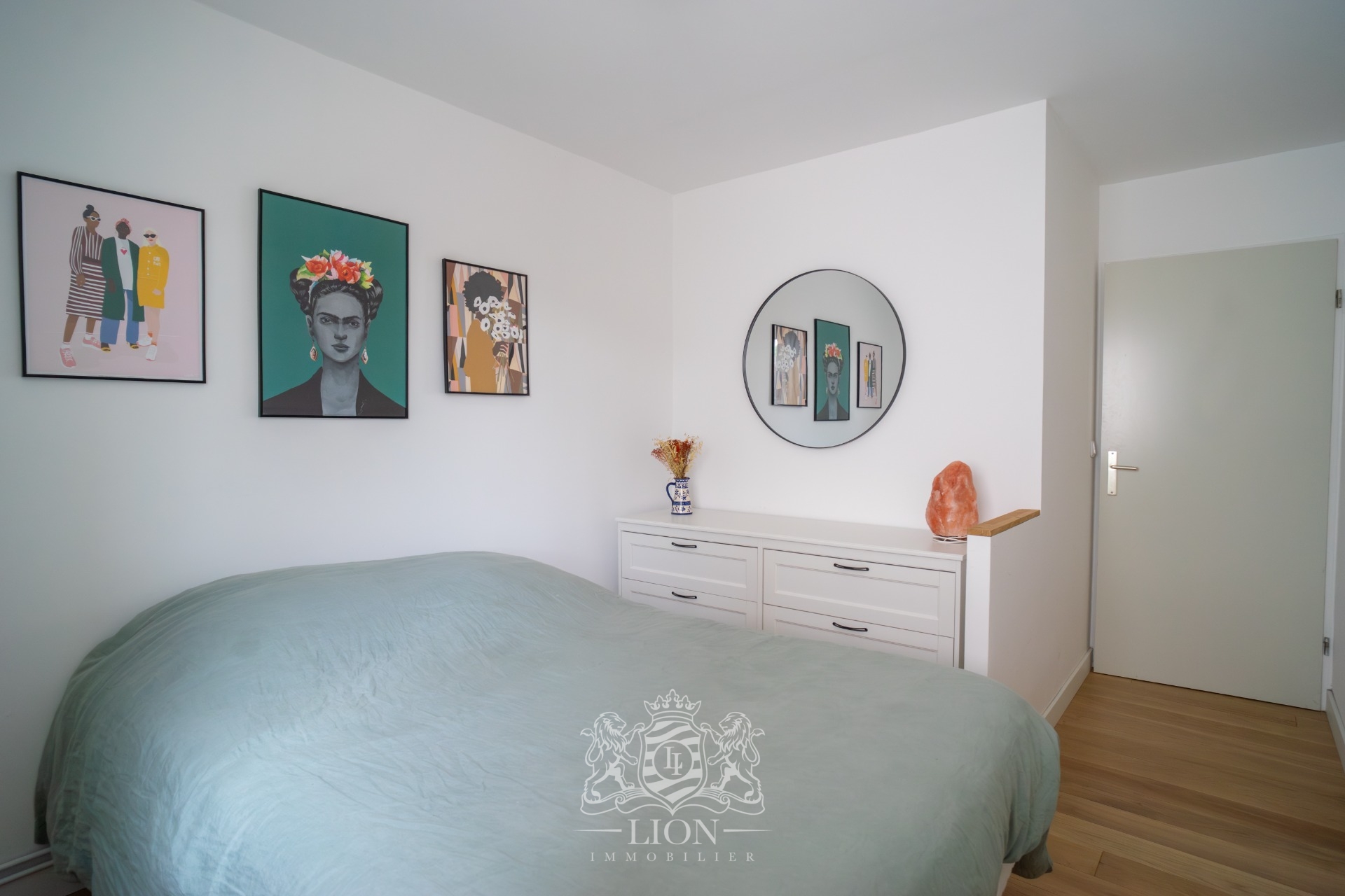 Vieux lille citadelle type 3 72m  parking Photo 8 - Le Lion Immobilier