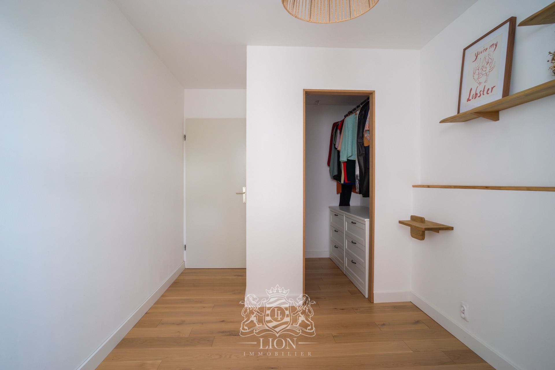 Vieux lille citadelle type 3 72m  parking Photo 12 - Le Lion Immobilier