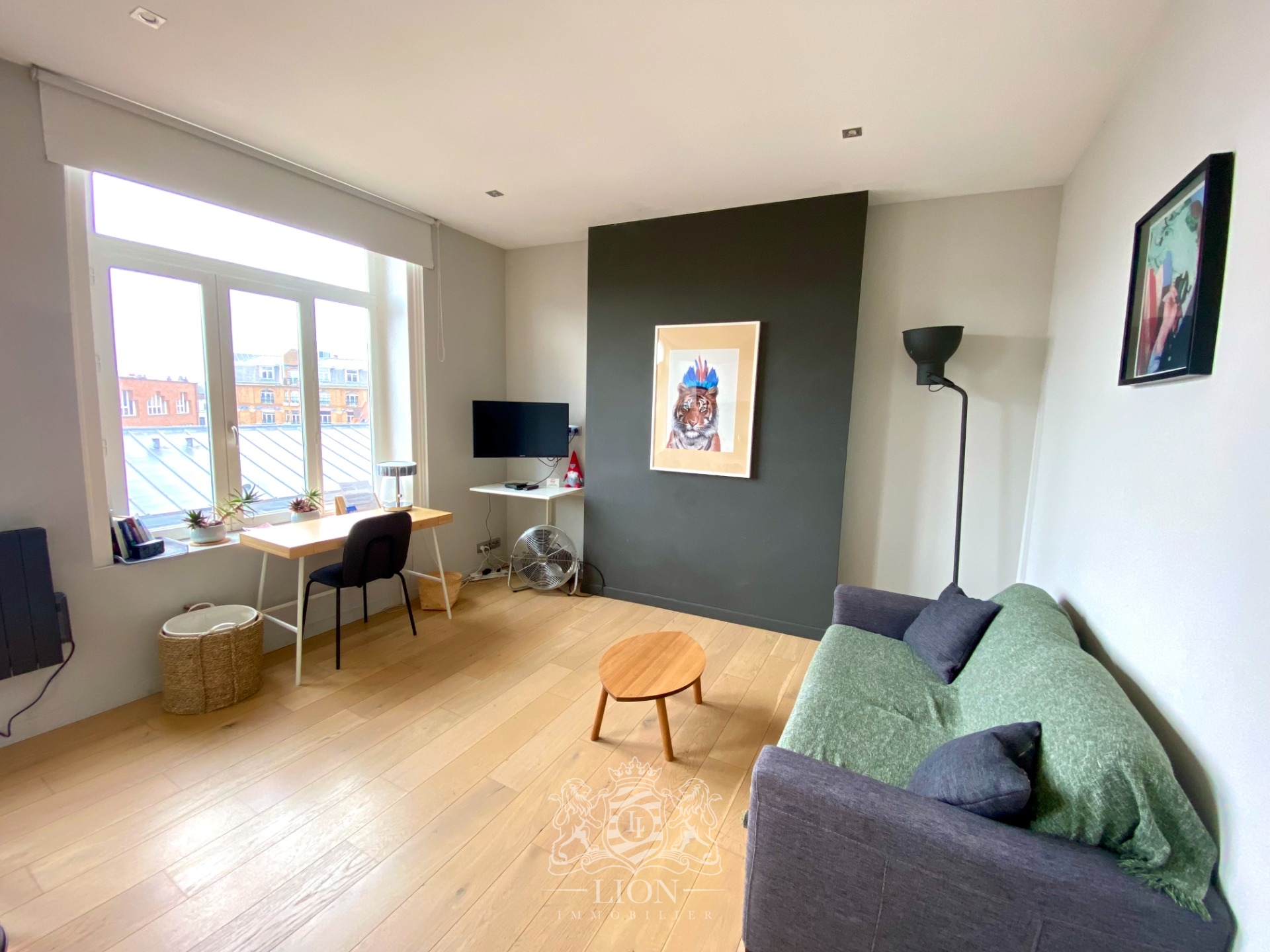 T2 coup de coeur proche grand place et gares vendu meuble  Photo 4 - Le Lion Immobilier