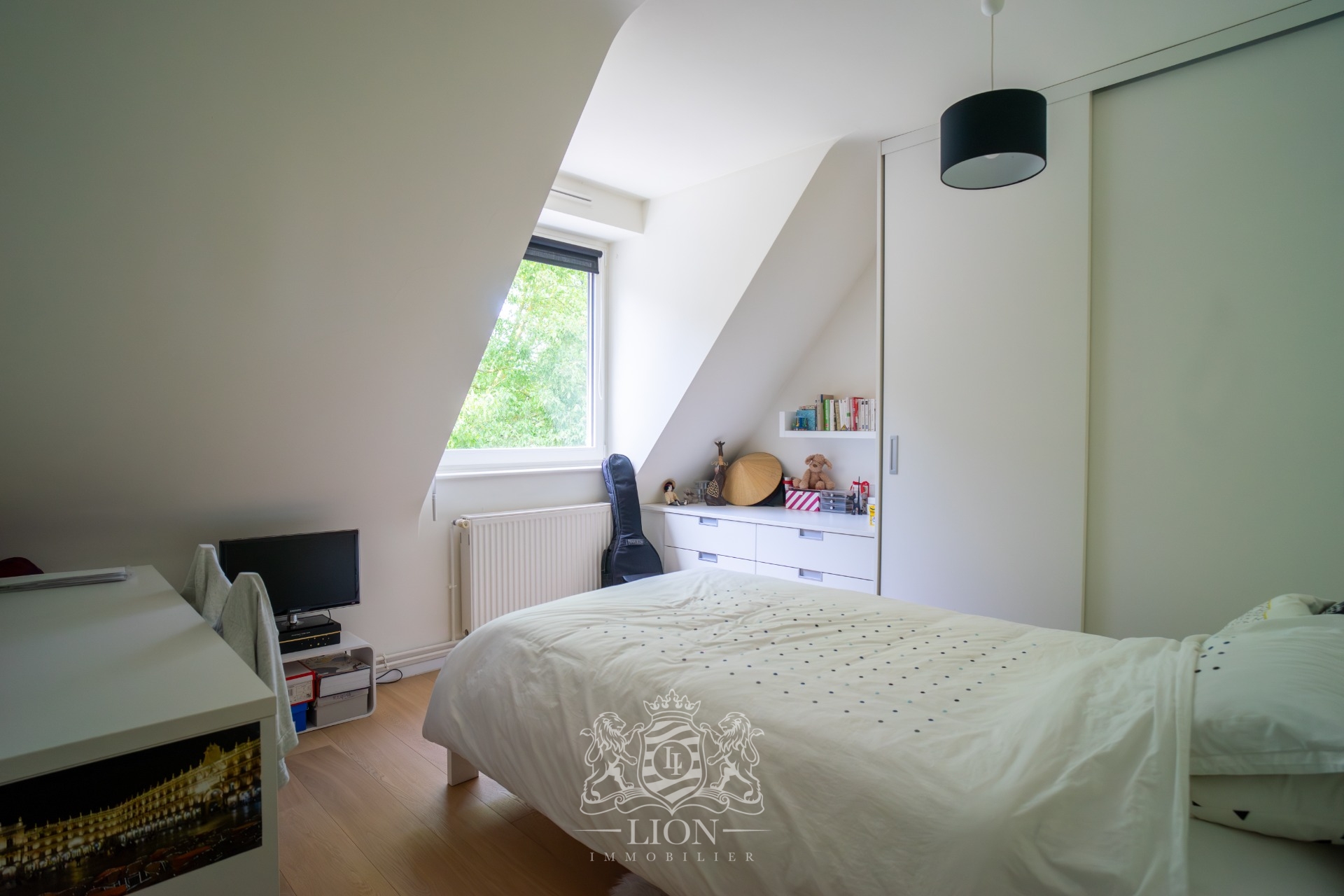 En campagne maison individuelle avec grand jardin verdoyant Photo 8 - Le Lion Immobilier
