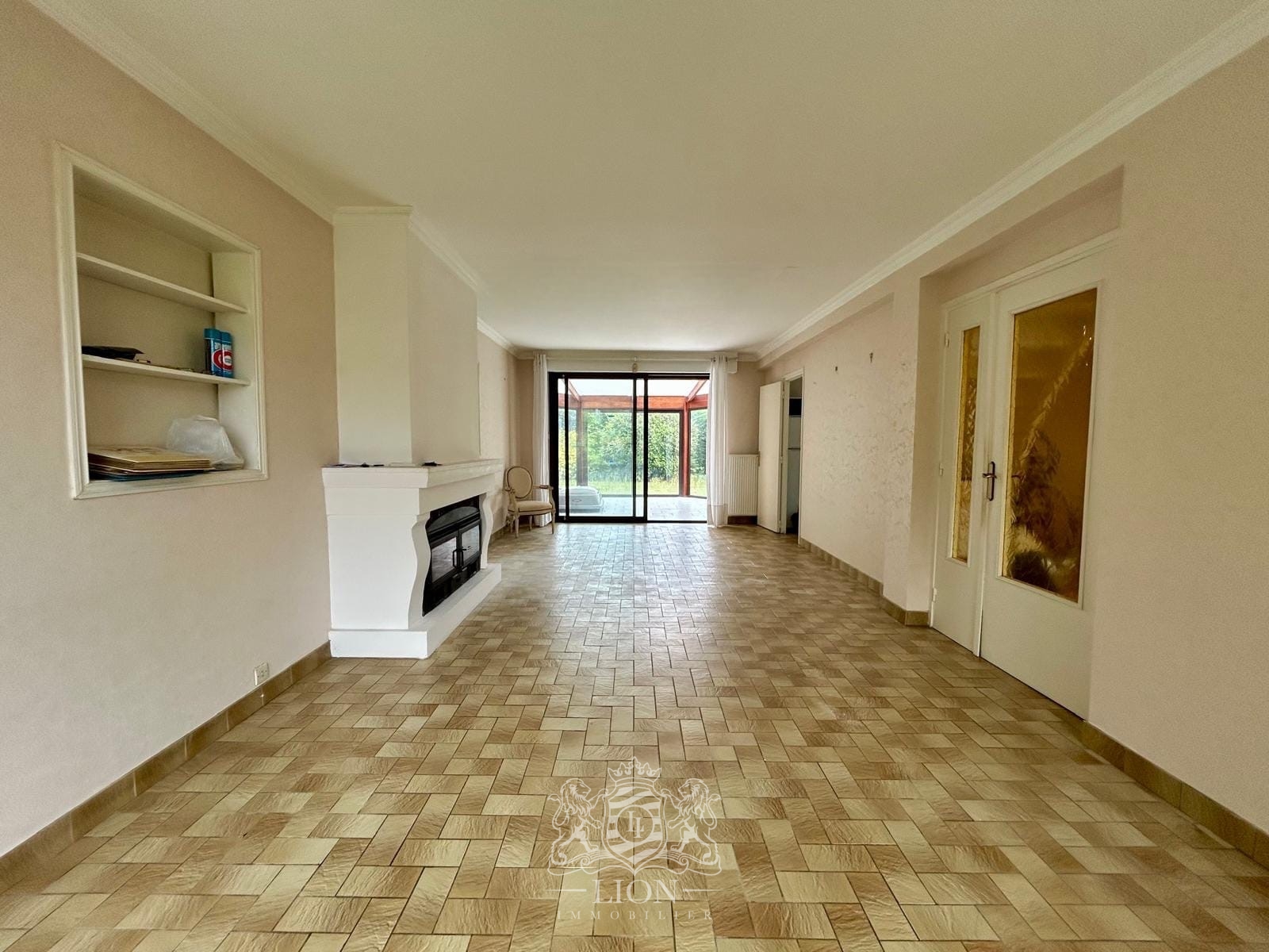 Maison  travaux individuelle avec grand terrain et garage Photo 3 - Le Lion Immobilier