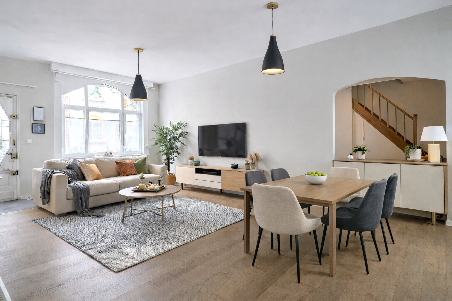 Belle maison ancienne 4 chambres et jardin Photo 1 - Le Lion Immobilier Belle maison ancienne 4 chambres et jardin Photo 1 - Le Lion Immobilier