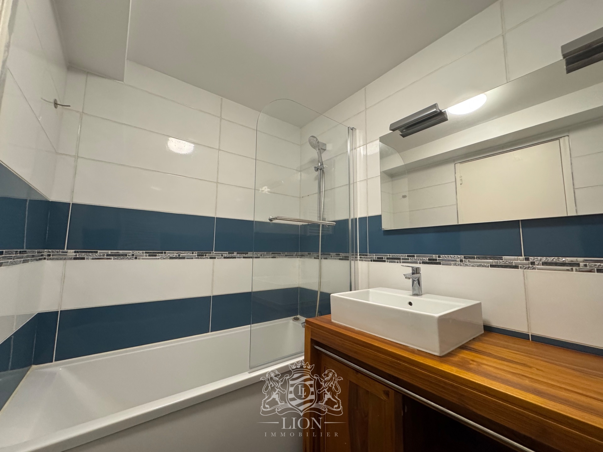 T4 dernier etage 88 m la madeleine Photo 4 - Le Lion Immobilier