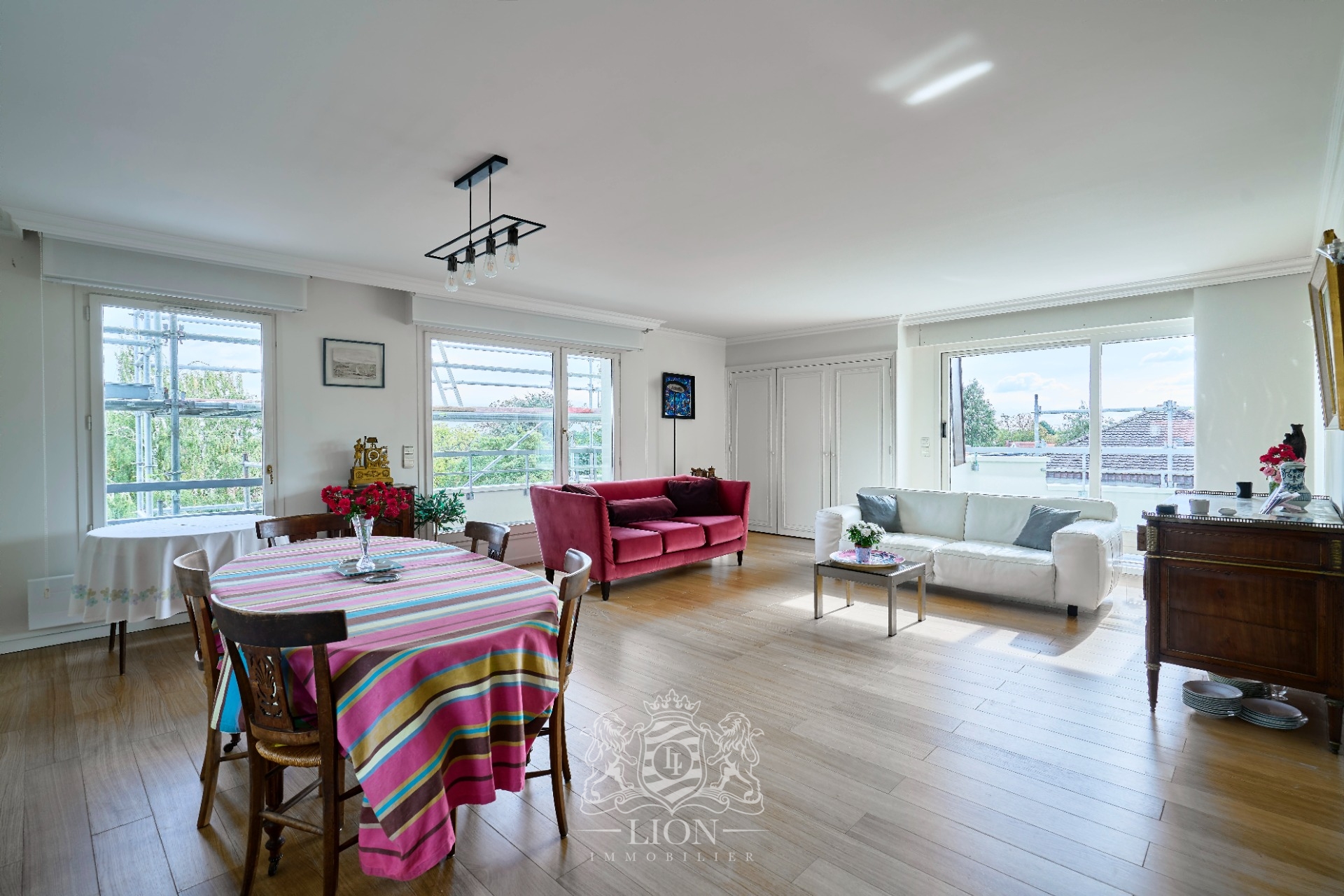 T3 dernier etage balcons garage et parking Photo 2 - Le Lion Immobilier